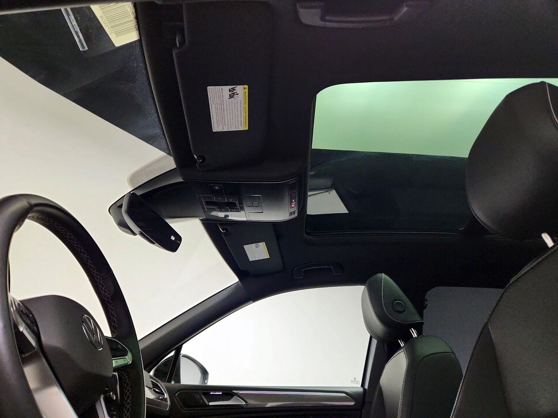 Thumbnail: 2023 Volkswagen Tiguan - 19