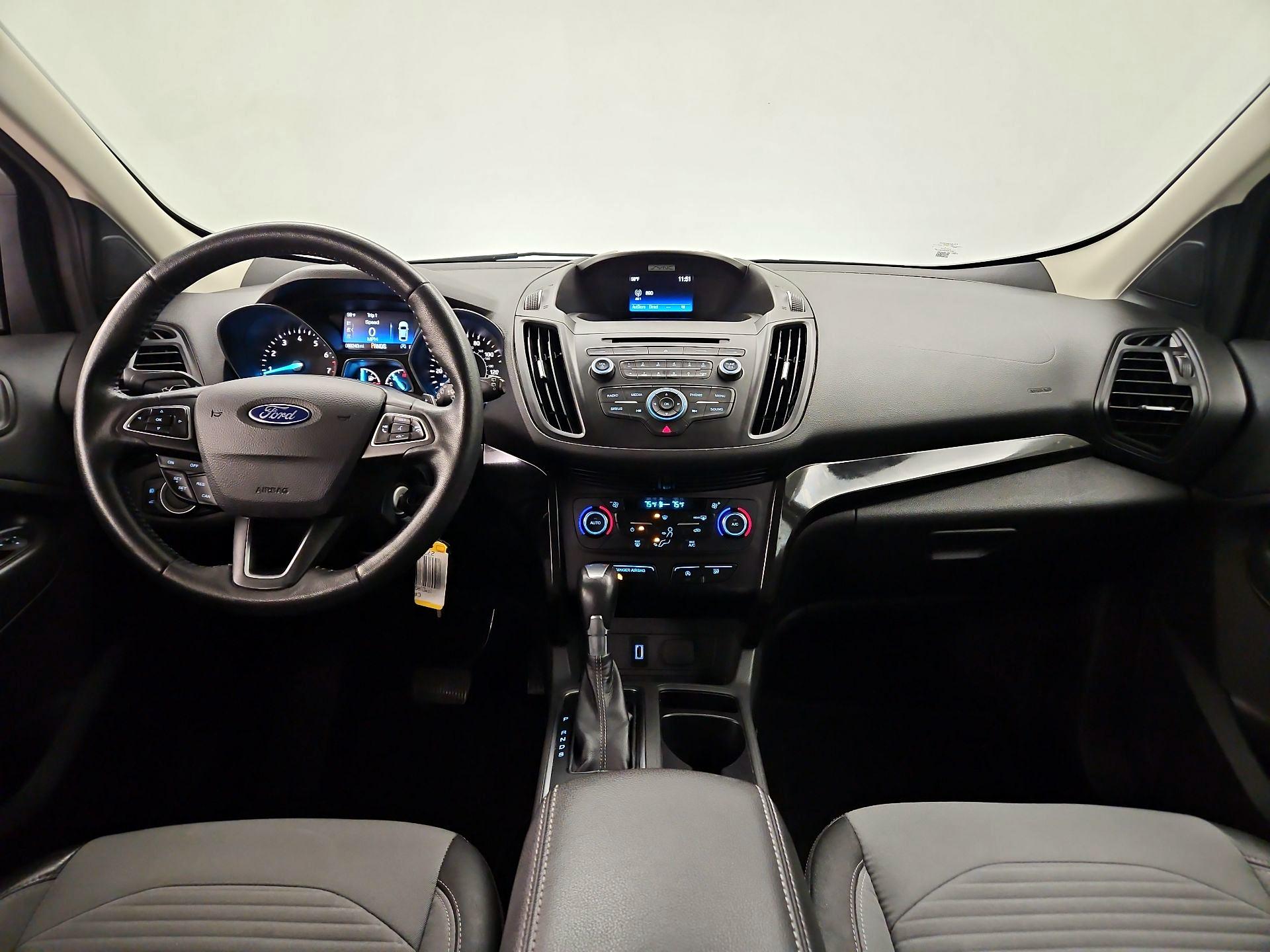 Thumbnail: 2017 Ford Escape - 9