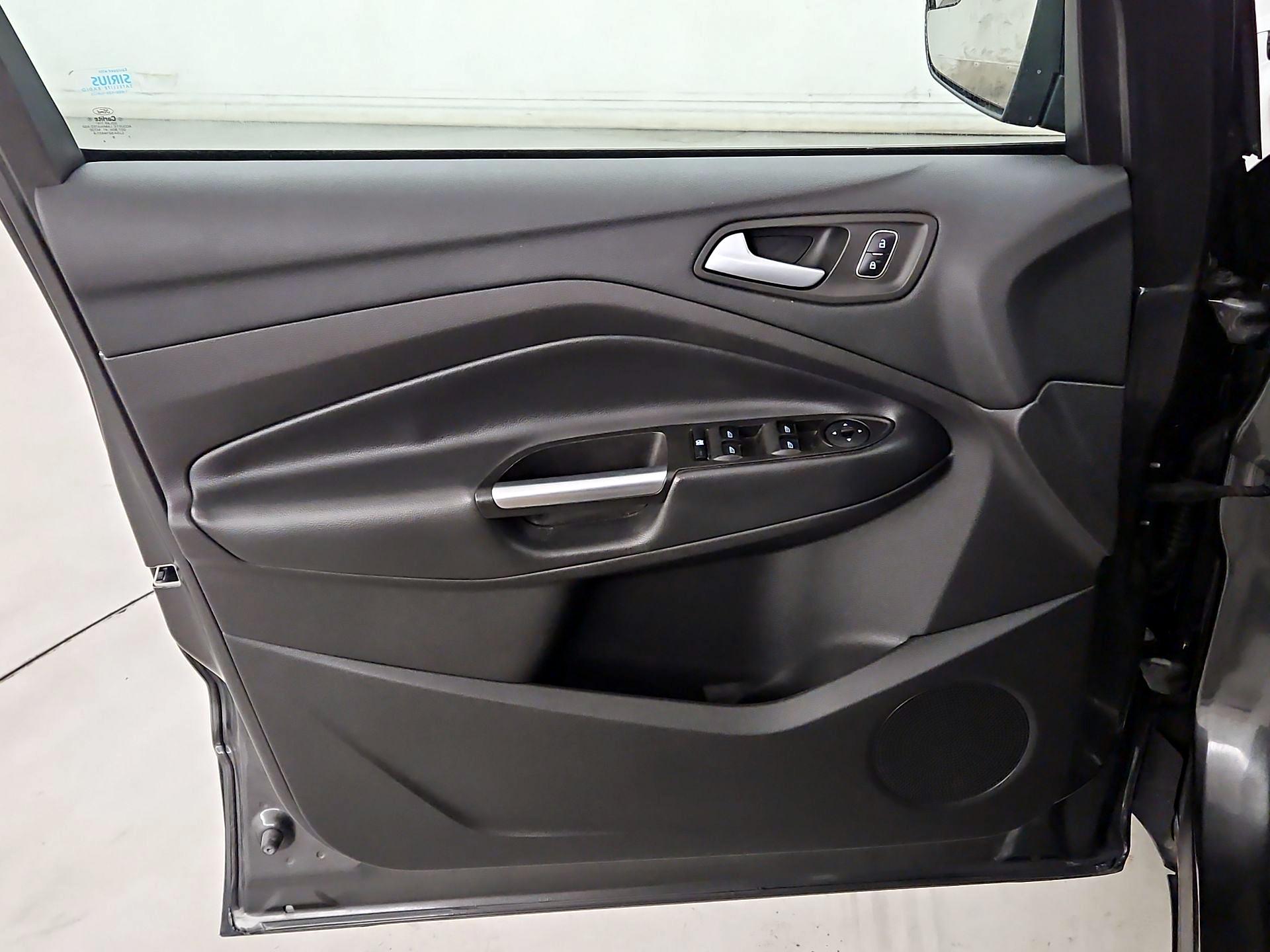 Thumbnail: 2017 Ford Escape - 12