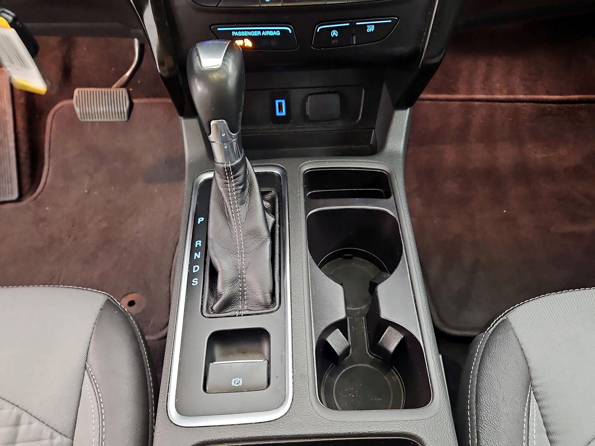 Thumbnail: 2017 Ford Escape - 17