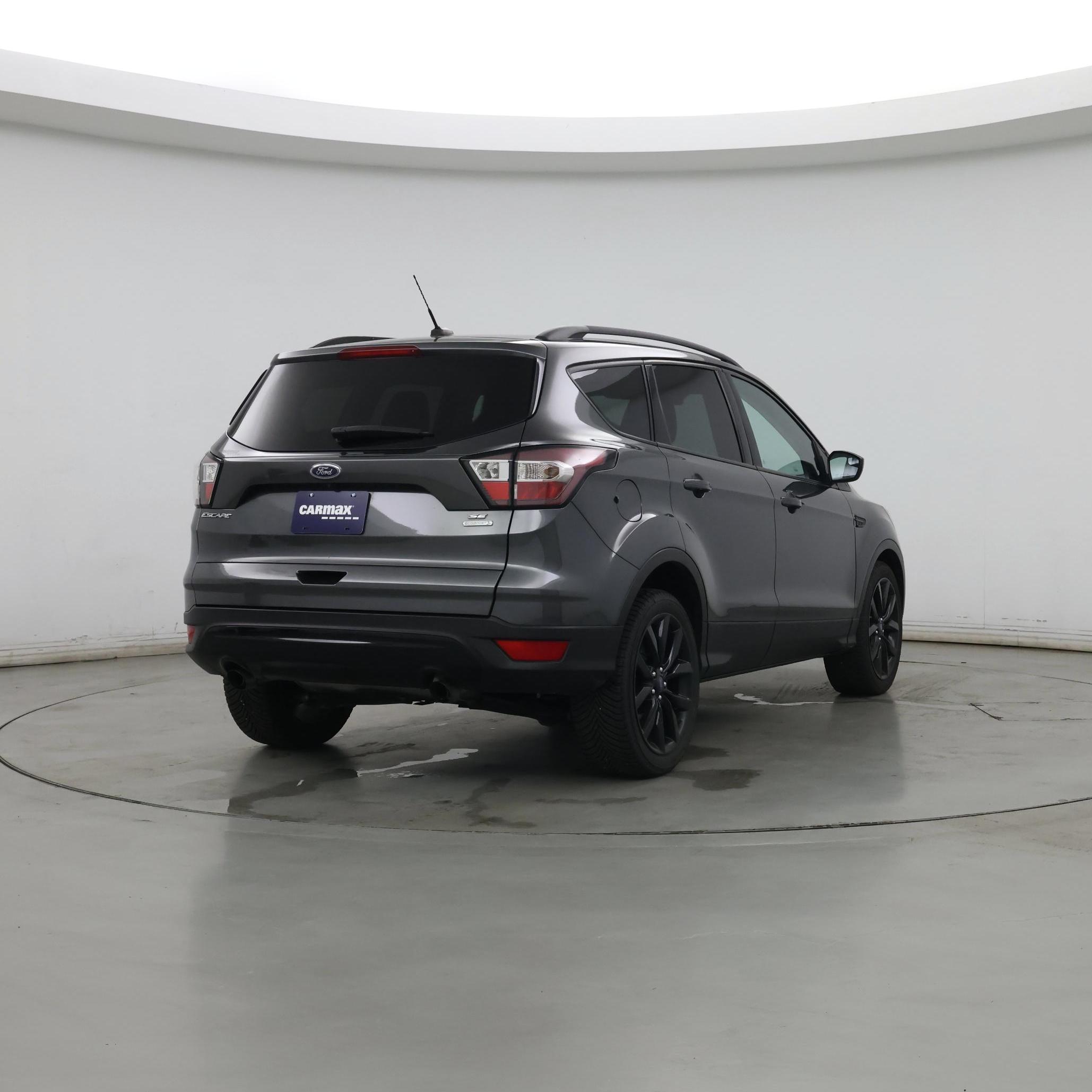 Thumbnail: 2017 Ford Escape - 8