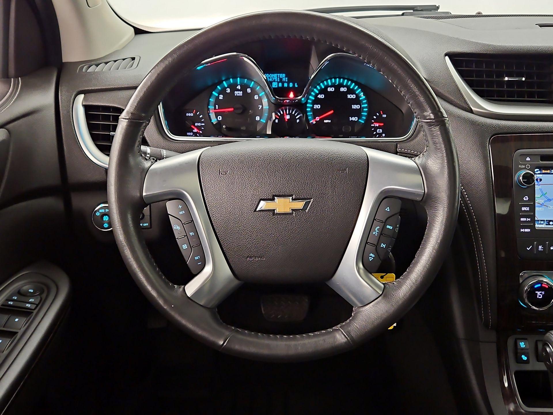 Thumbnail: 2017 Chevrolet Traverse - 10