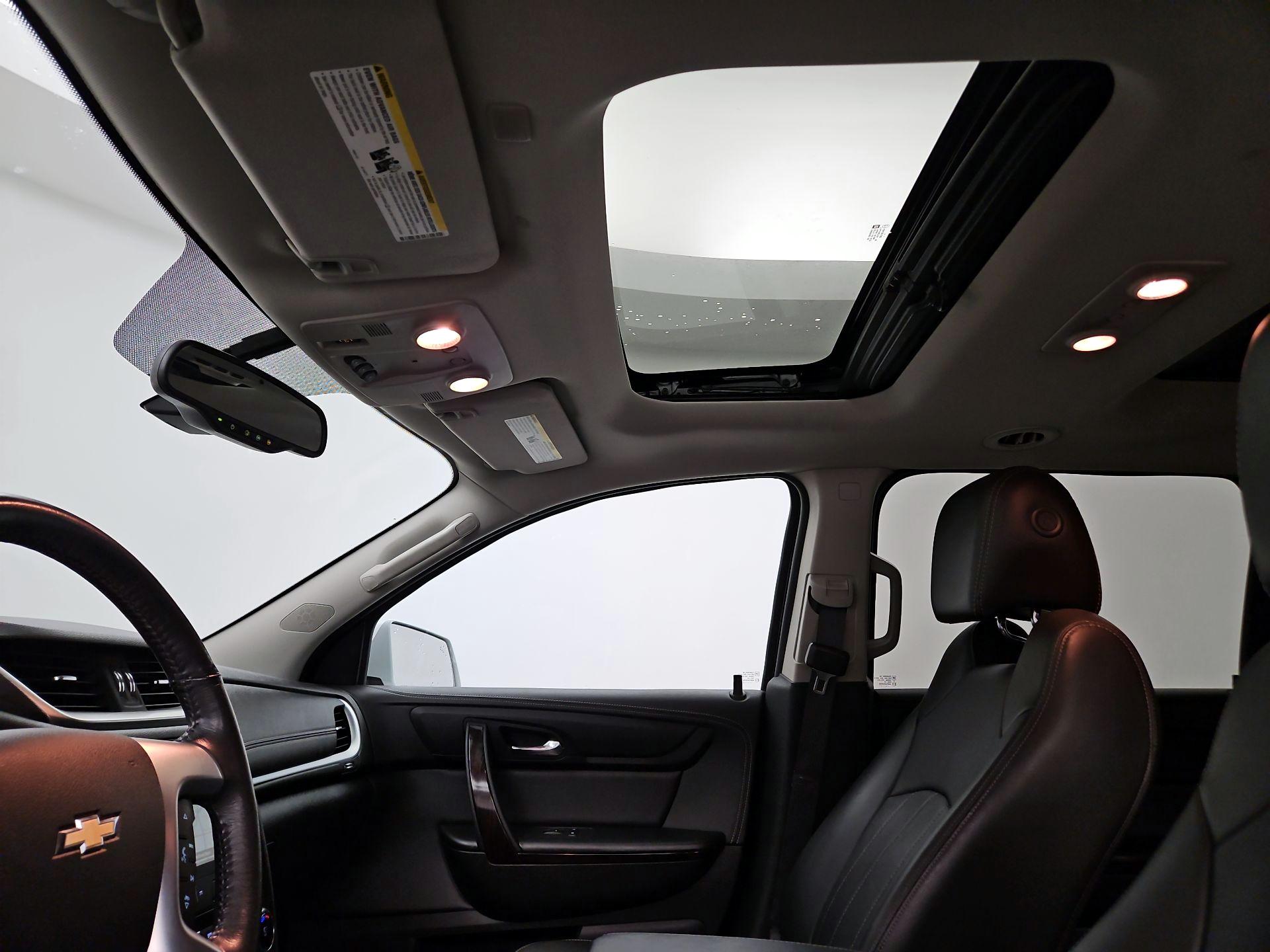 Thumbnail: 2017 Chevrolet Traverse - 20