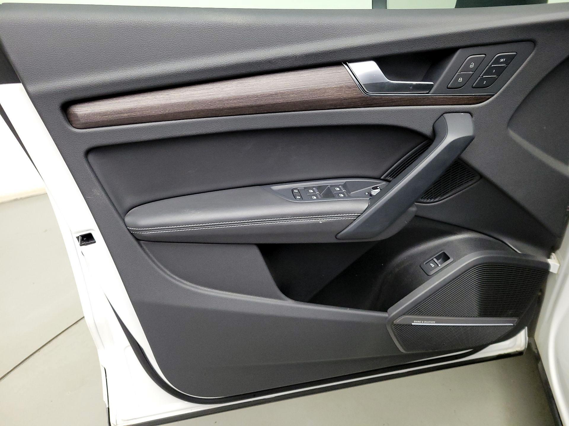 Thumbnail: 2022 Audi Q5 - 12