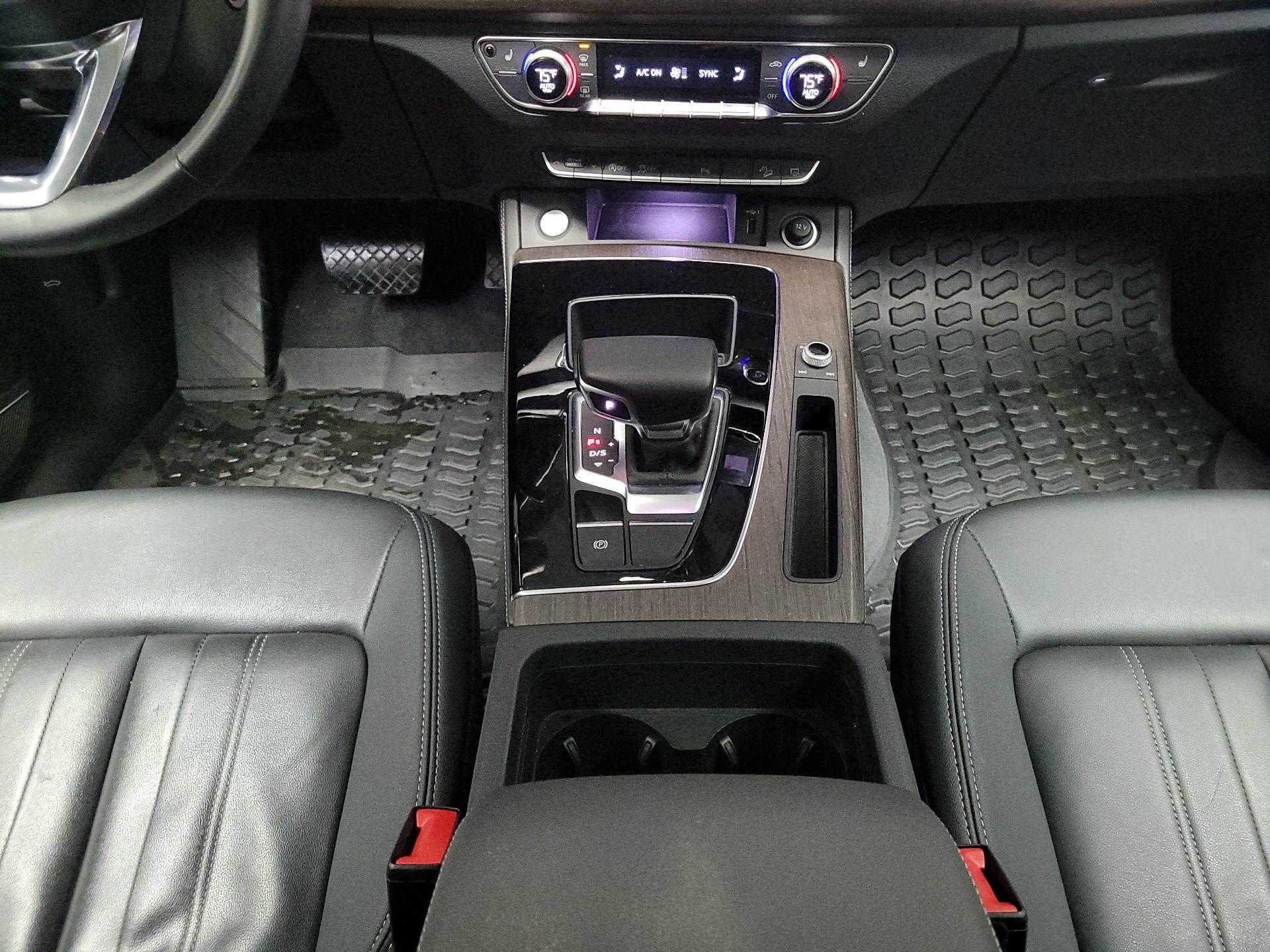 Thumbnail: 2022 Audi Q5 - 18