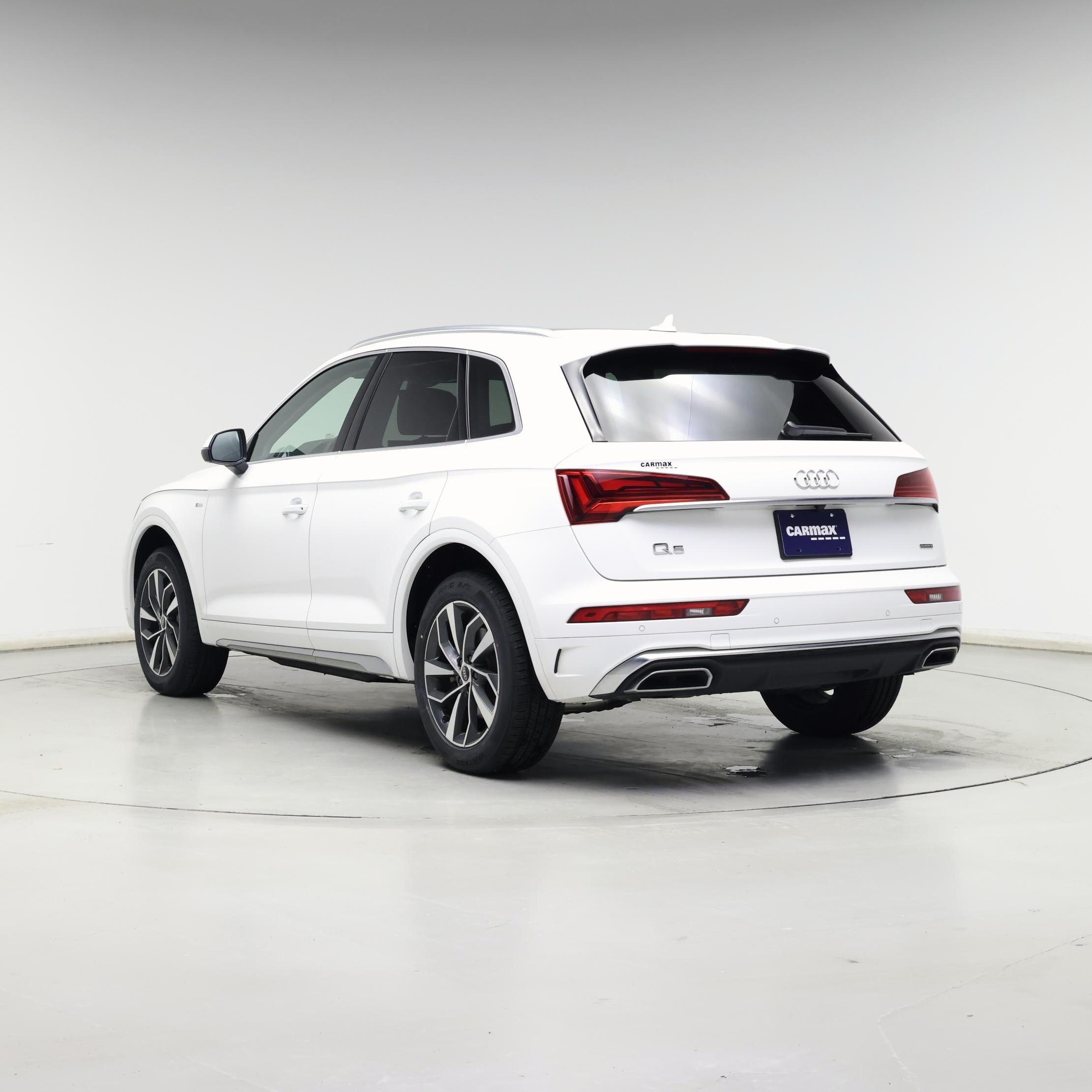 Thumbnail: 2022 Audi Q5 - 2