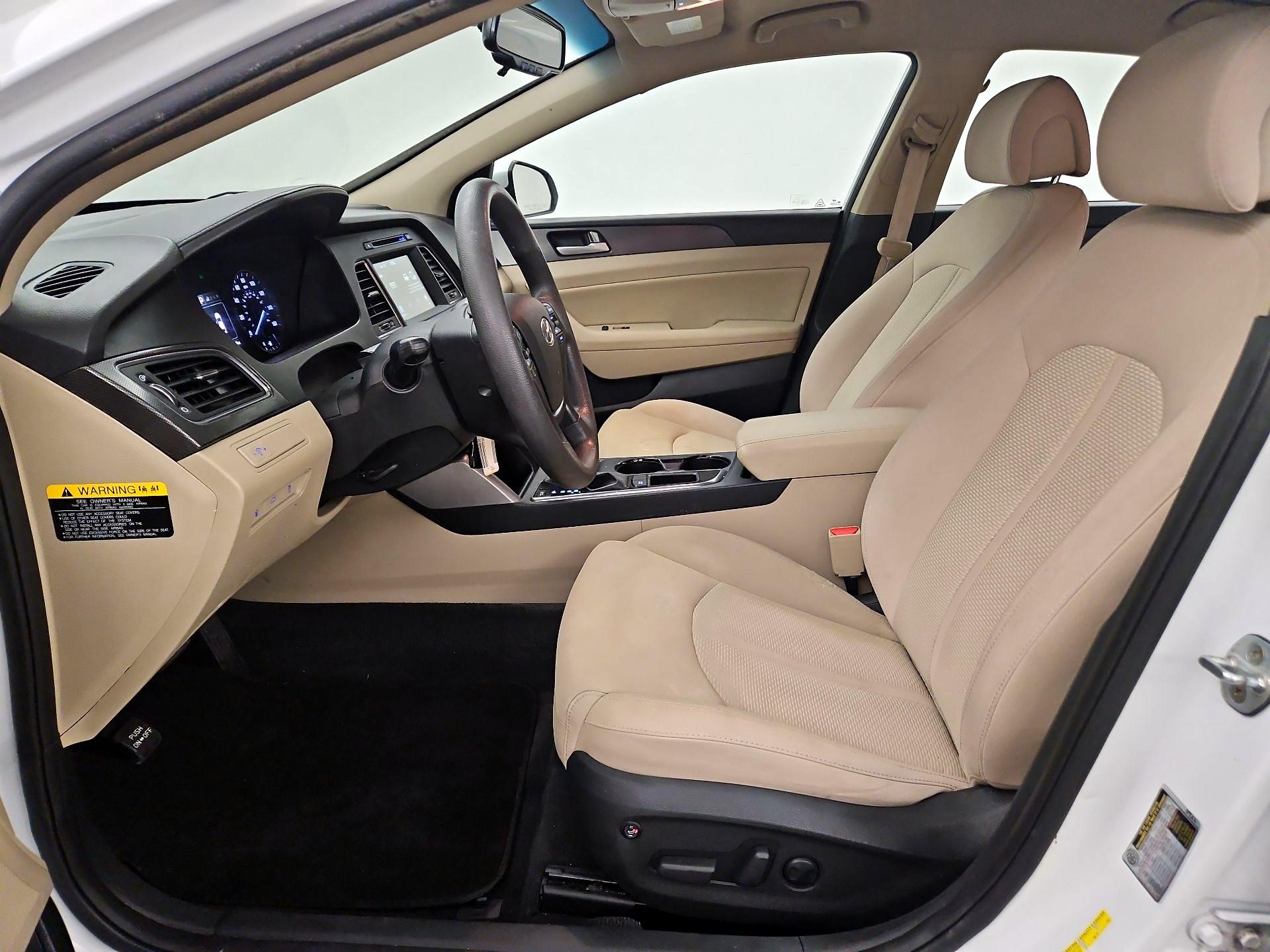 Thumbnail: 2016 Hyundai Sonata - 11