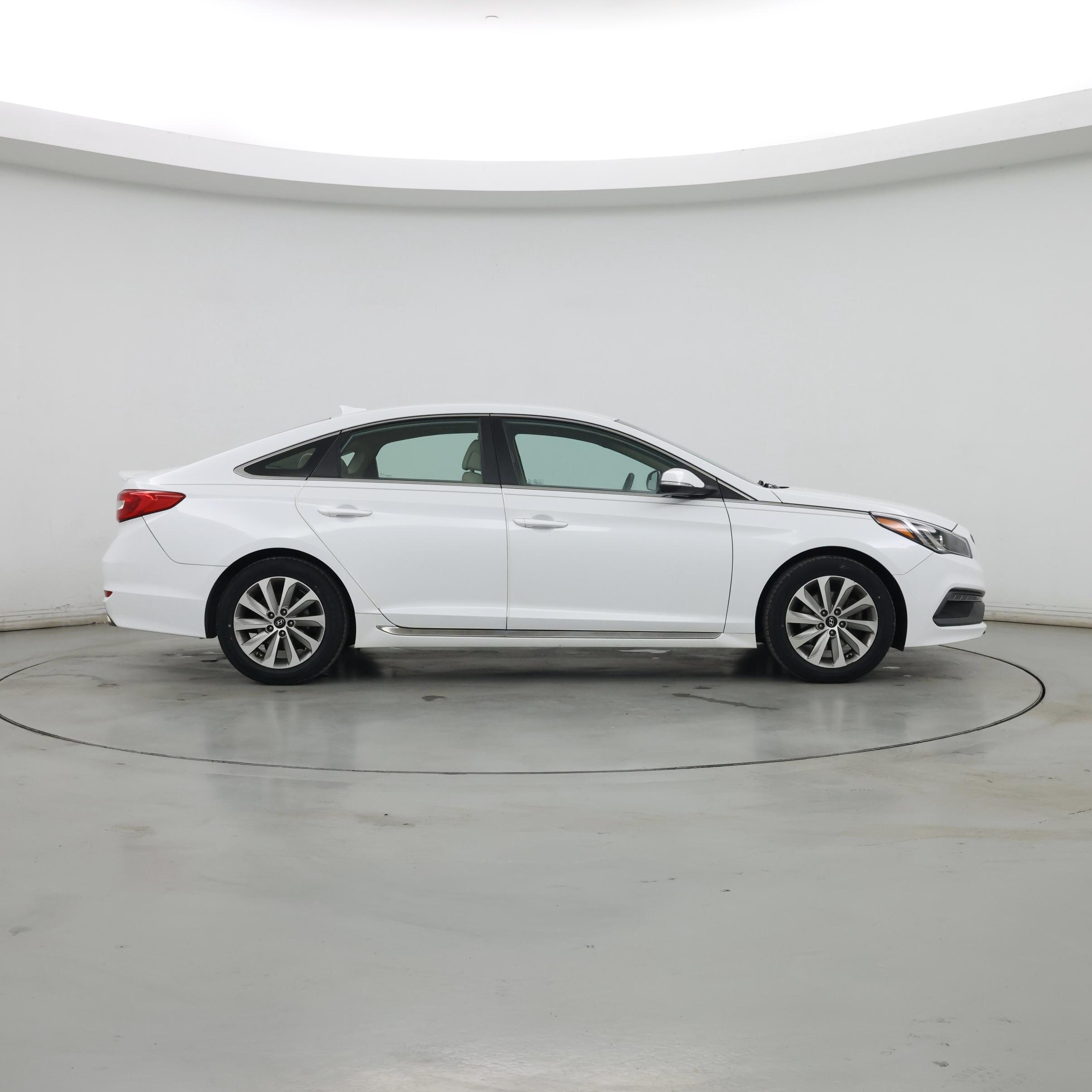 Thumbnail: 2016 Hyundai Sonata - 7