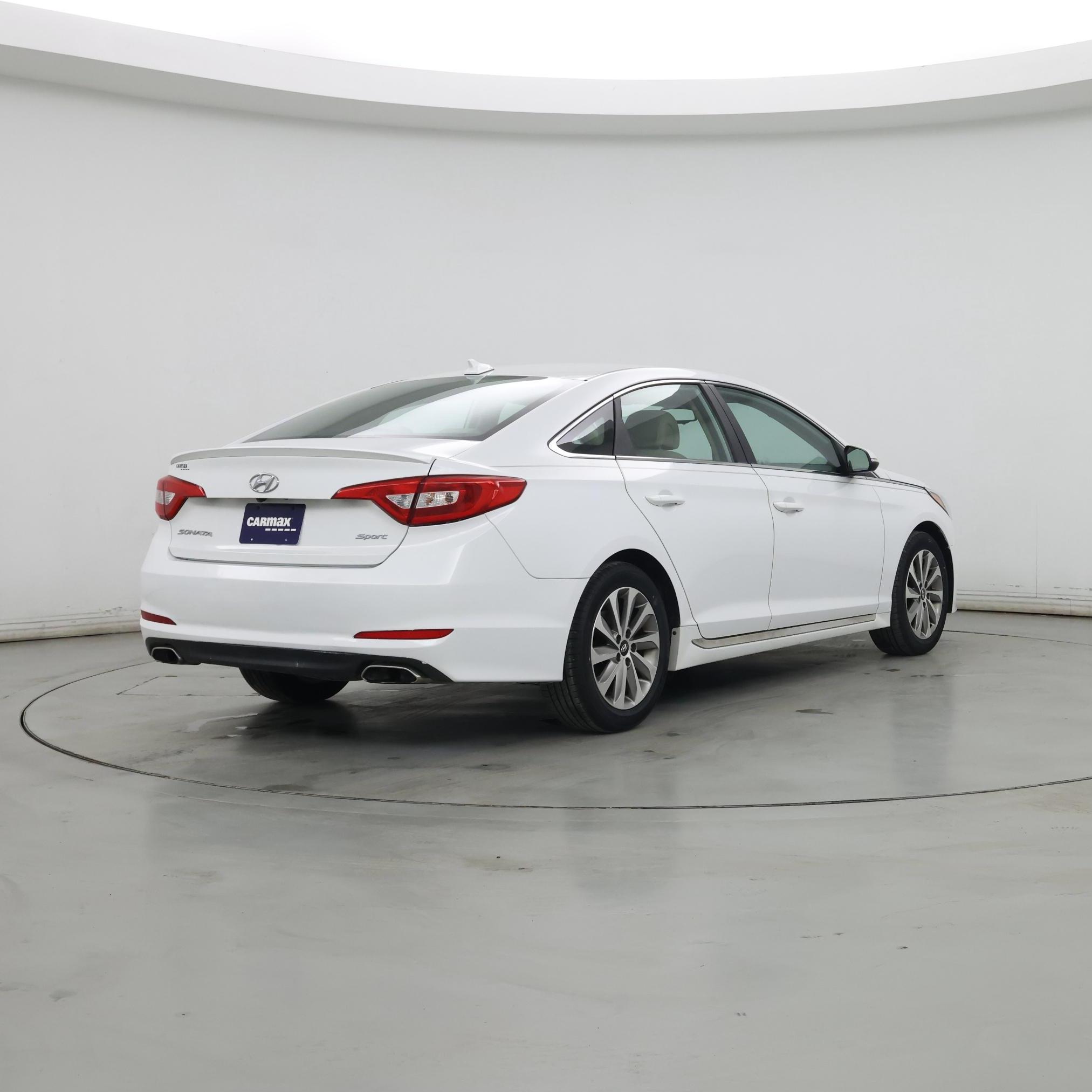 Thumbnail: 2016 Hyundai Sonata - 8