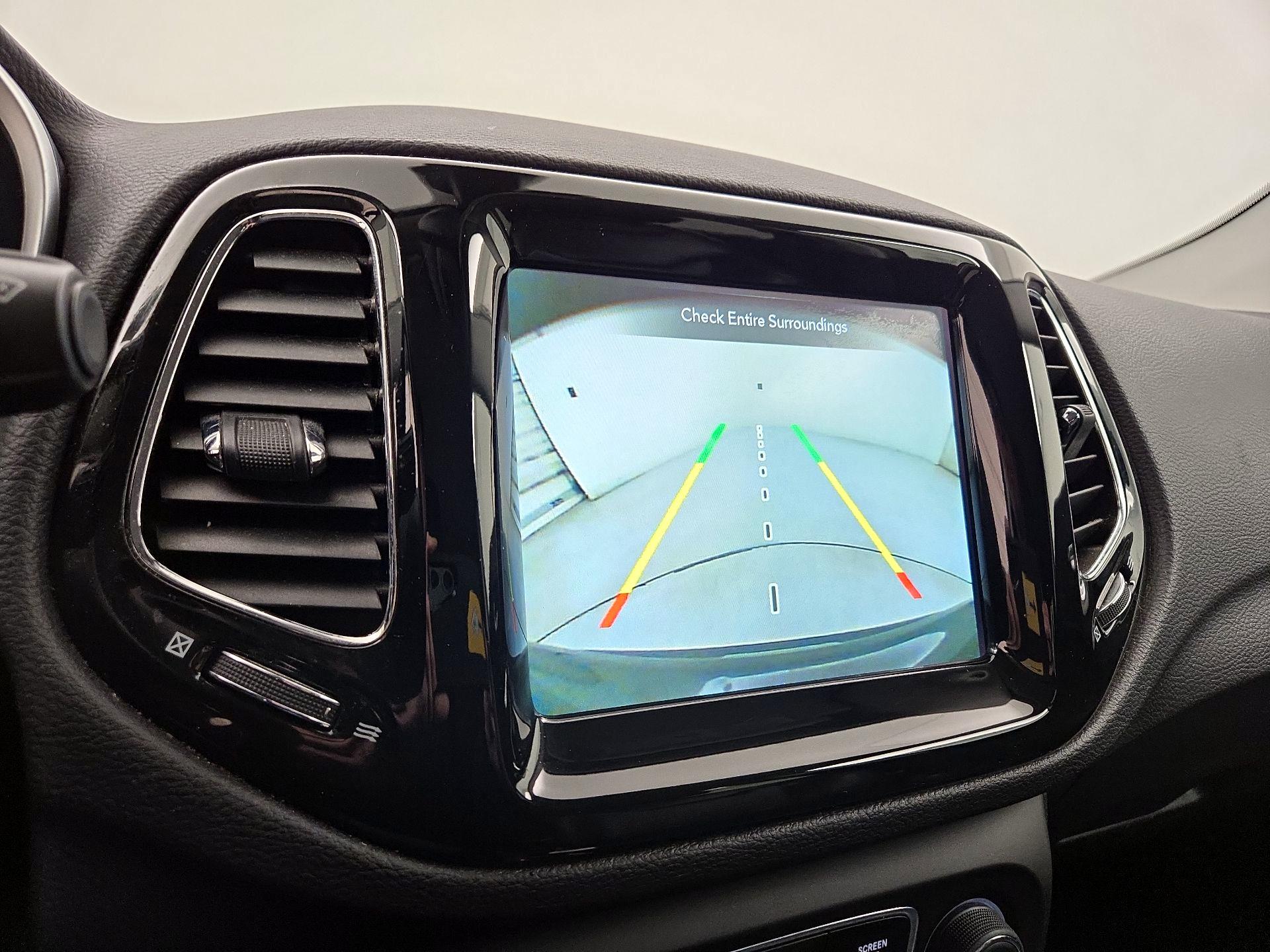 Thumbnail: 2018 Jeep Compass - 15