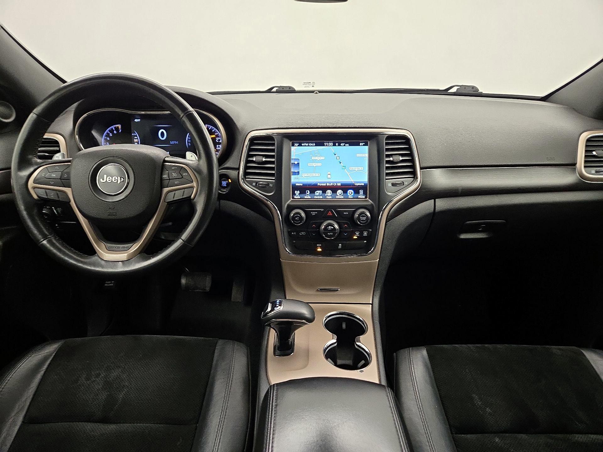 Thumbnail: 2015 Jeep Grand Cherokee - 9