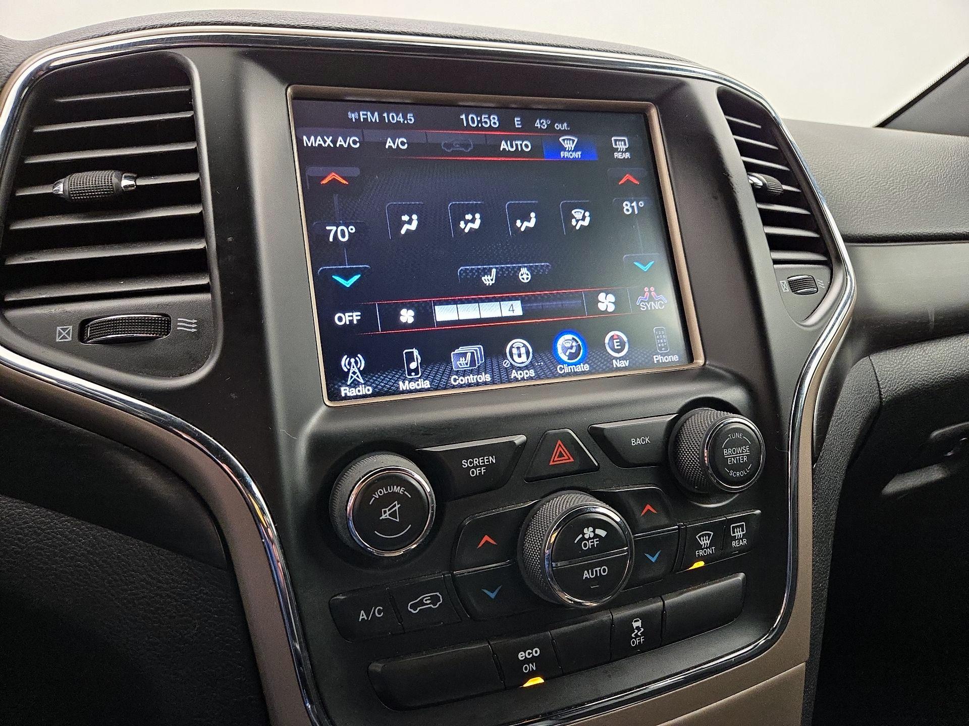 Thumbnail: 2015 Jeep Grand Cherokee - 16