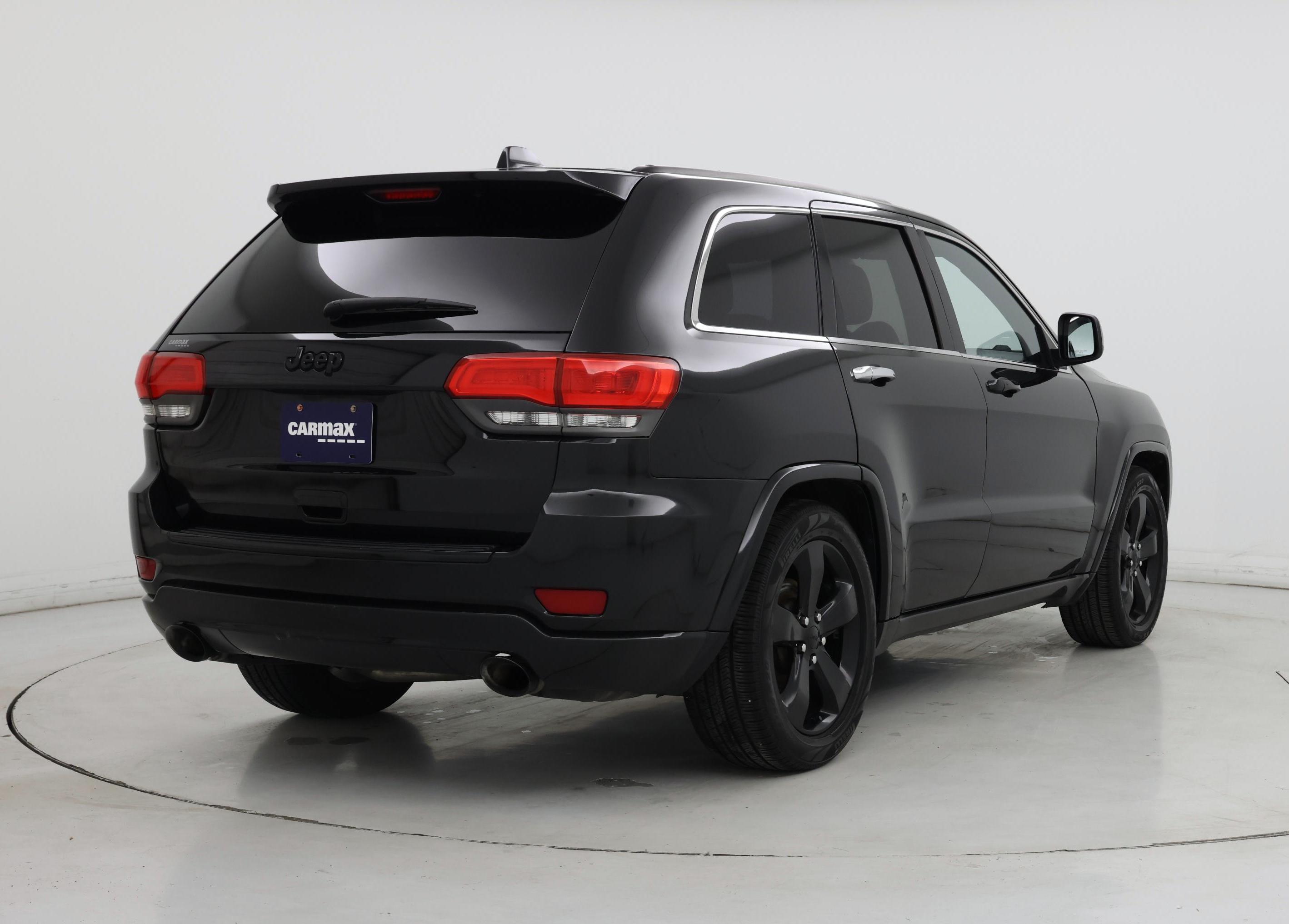 Thumbnail: 2015 Jeep Grand Cherokee - 8