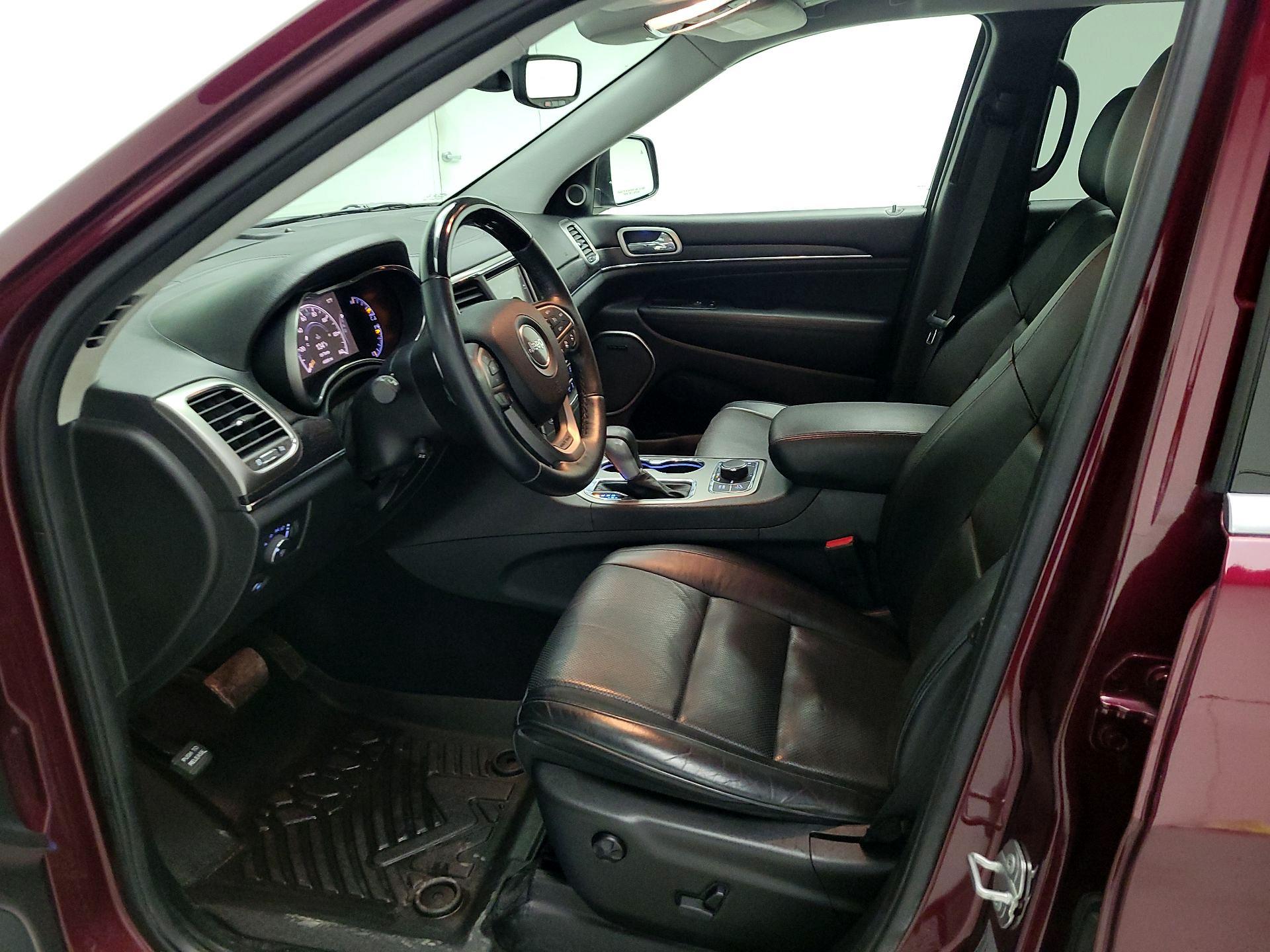 Thumbnail: 2017 Jeep Grand Cherokee - 11