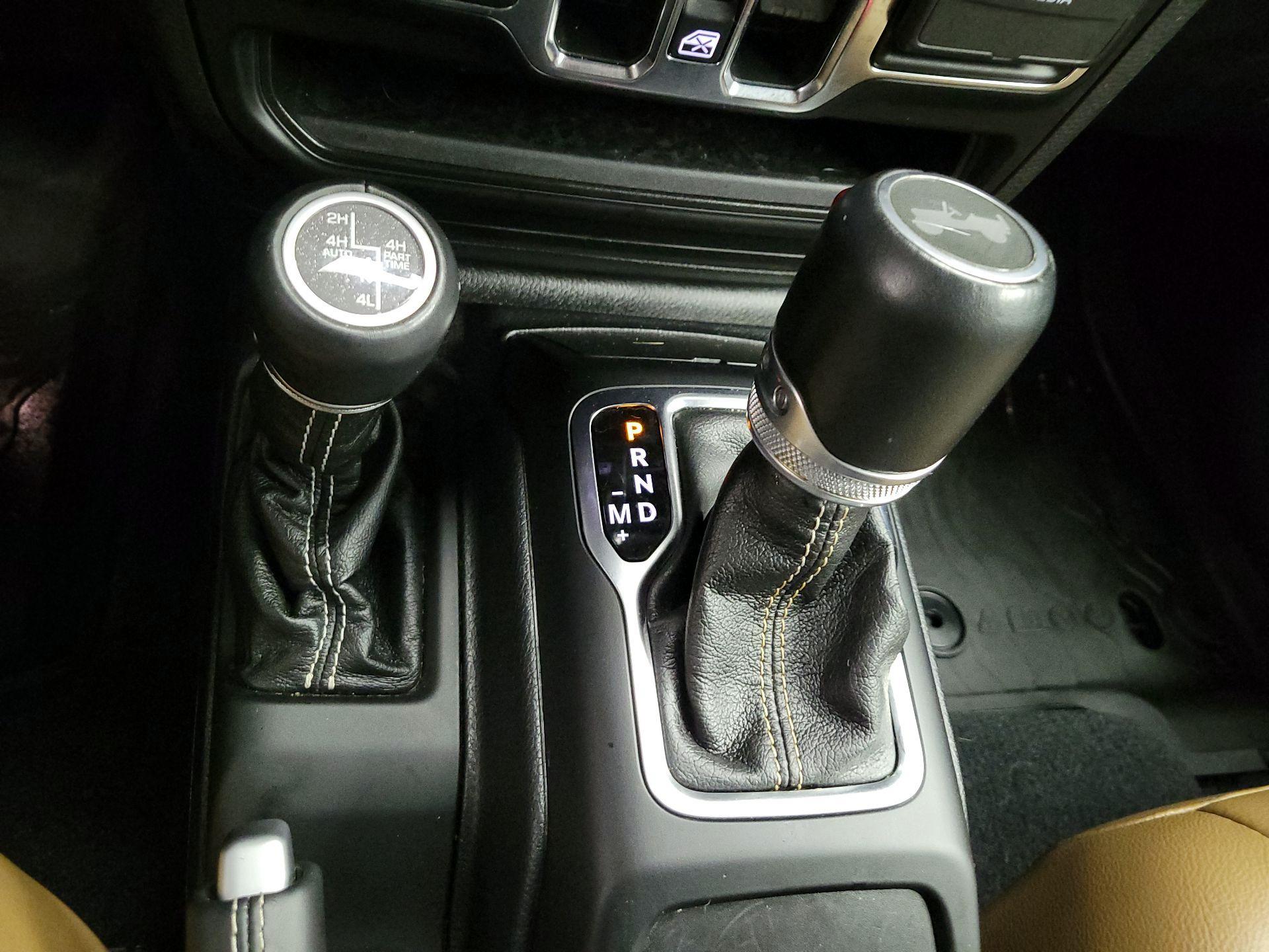 Thumbnail: 2021 Jeep Wrangler - 17