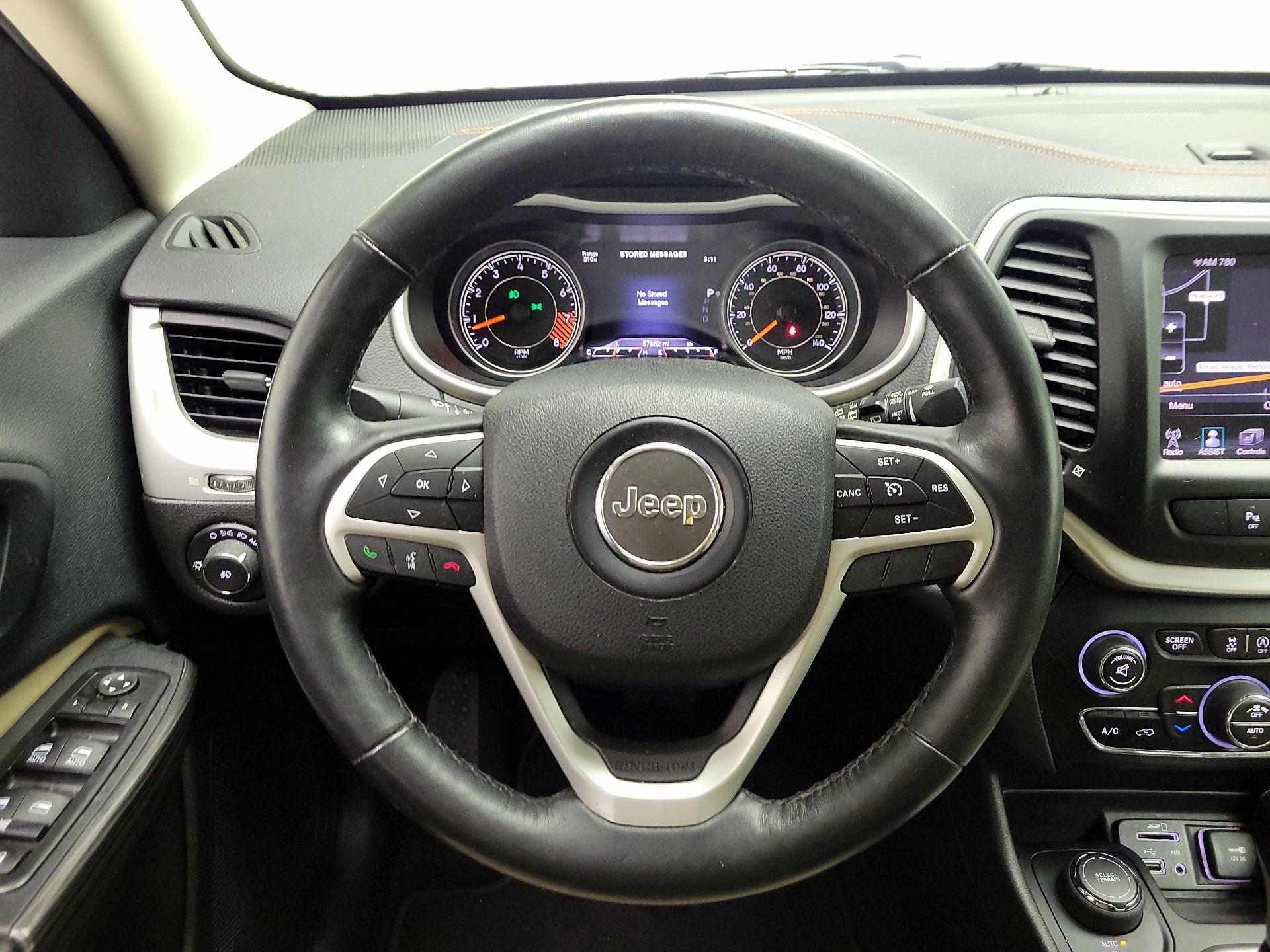 Thumbnail: 2015 Jeep Cherokee - 10