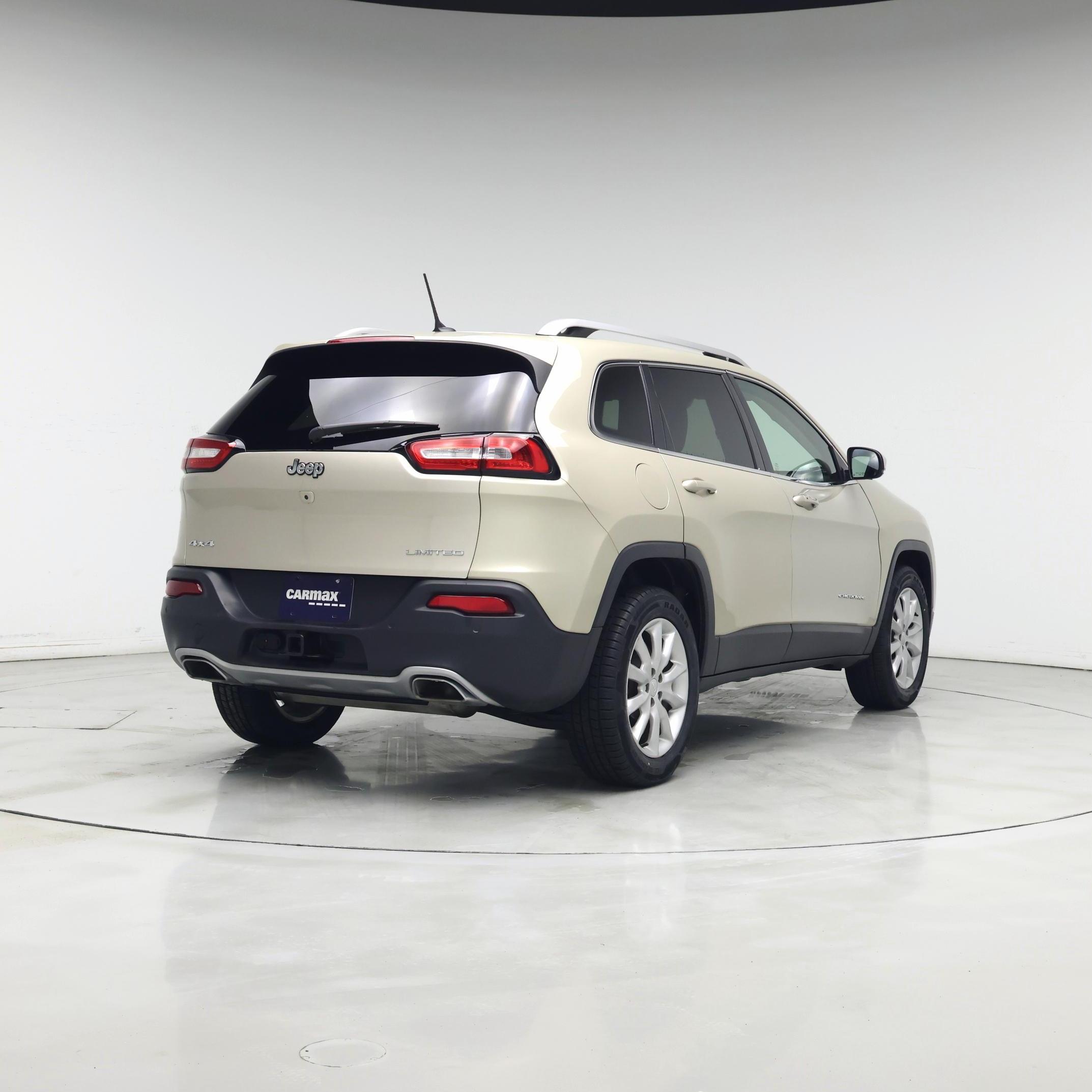 Thumbnail: 2015 Jeep Cherokee - 8
