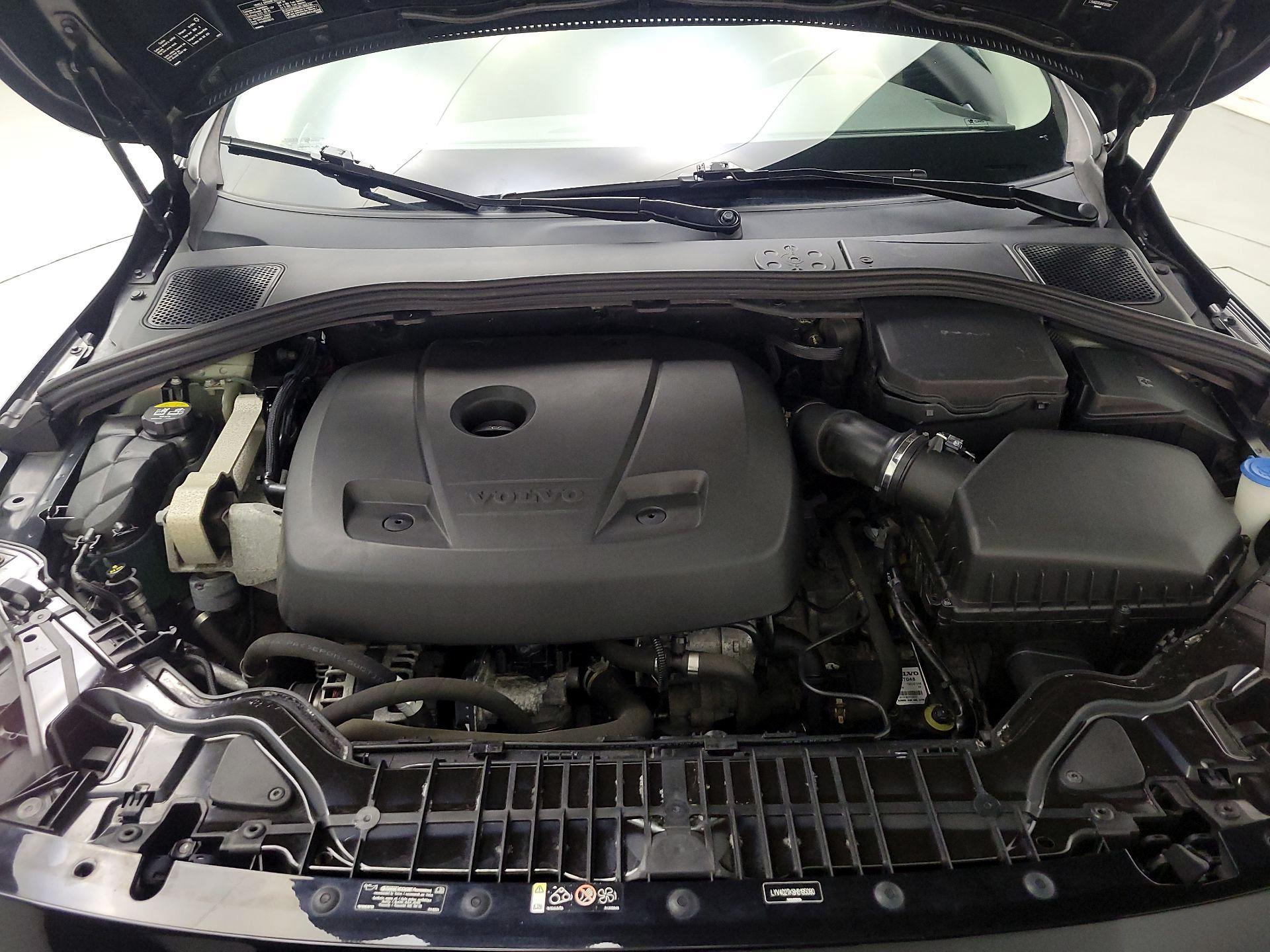 Thumbnail: 2017 Volvo S60 - 20