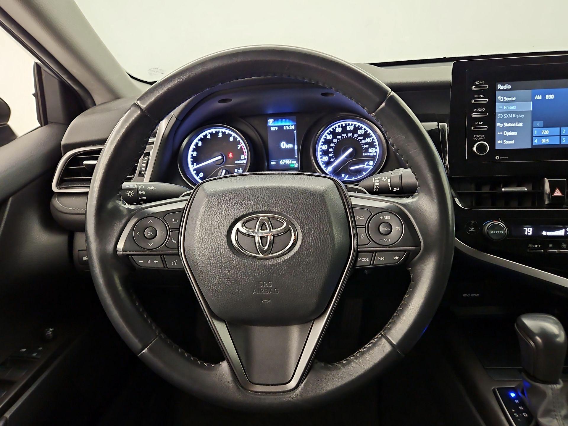 Thumbnail: 2022 Toyota Camry - 10