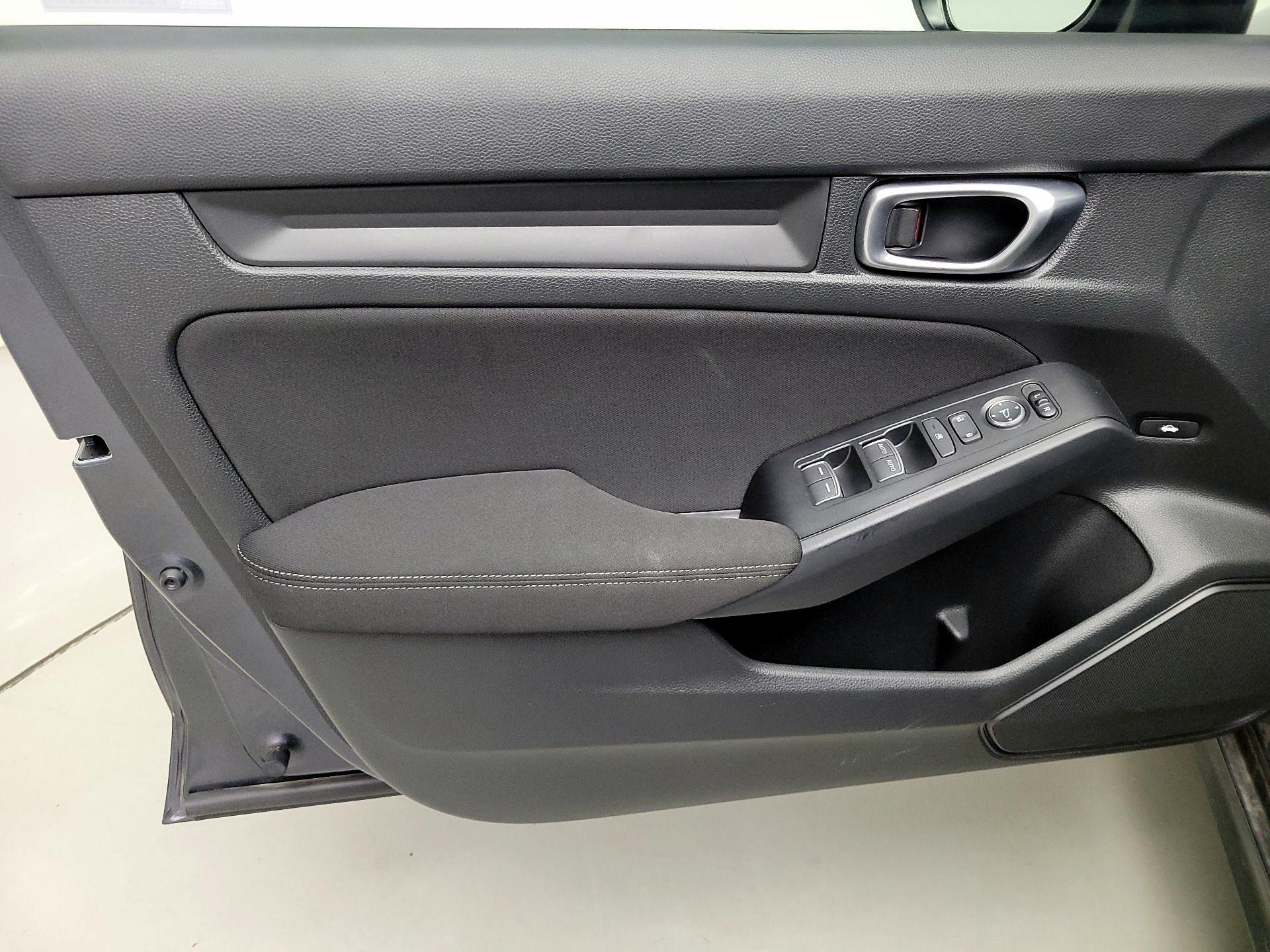 Thumbnail: 2023 Honda Civic - 12