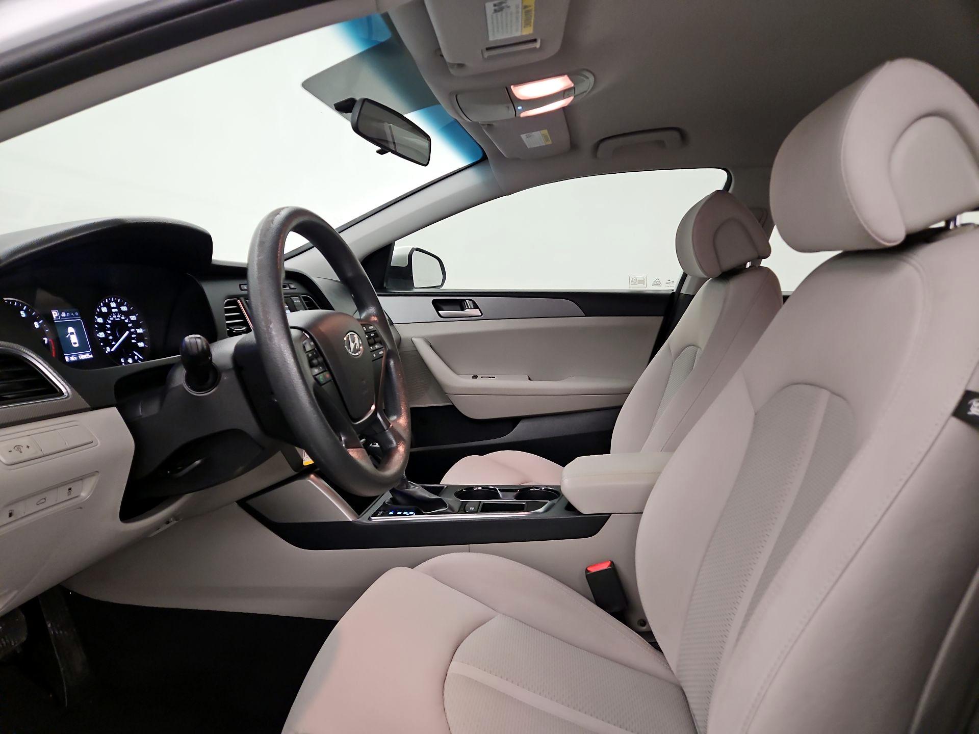 Thumbnail: 2017 Hyundai Sonata - 11