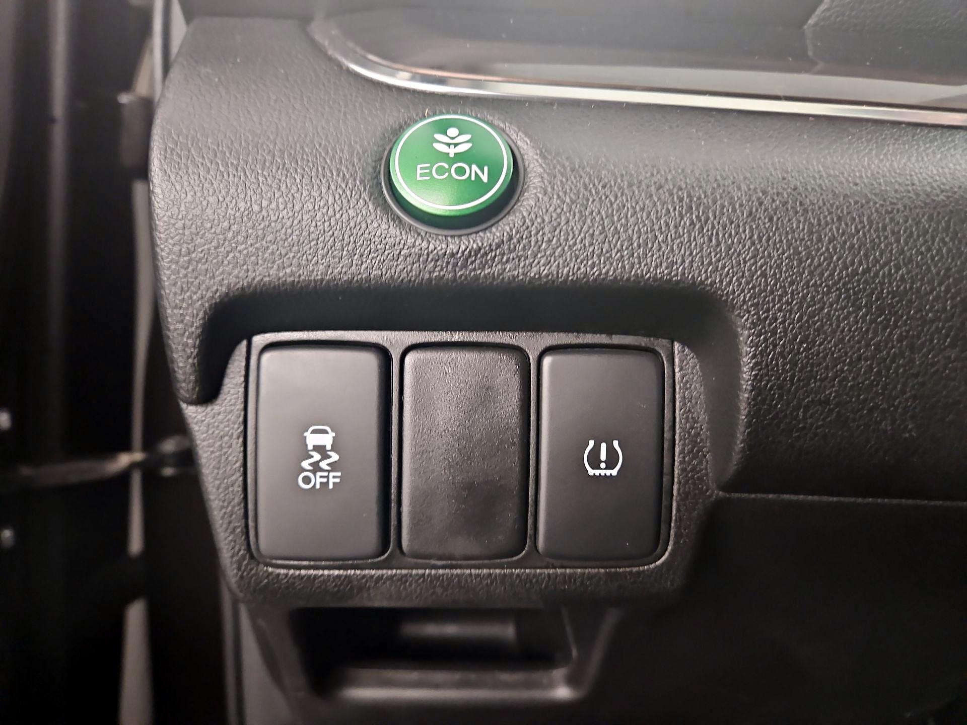 Thumbnail: 2015 Honda CR-V - 13