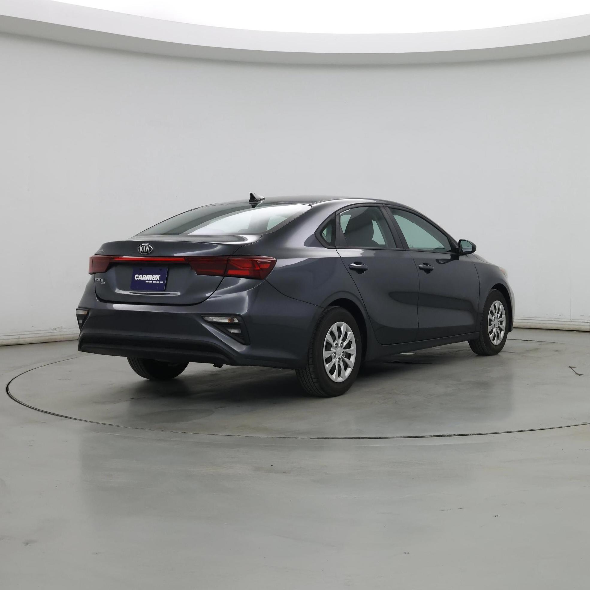 Thumbnail: 2019 Kia Forte - 8