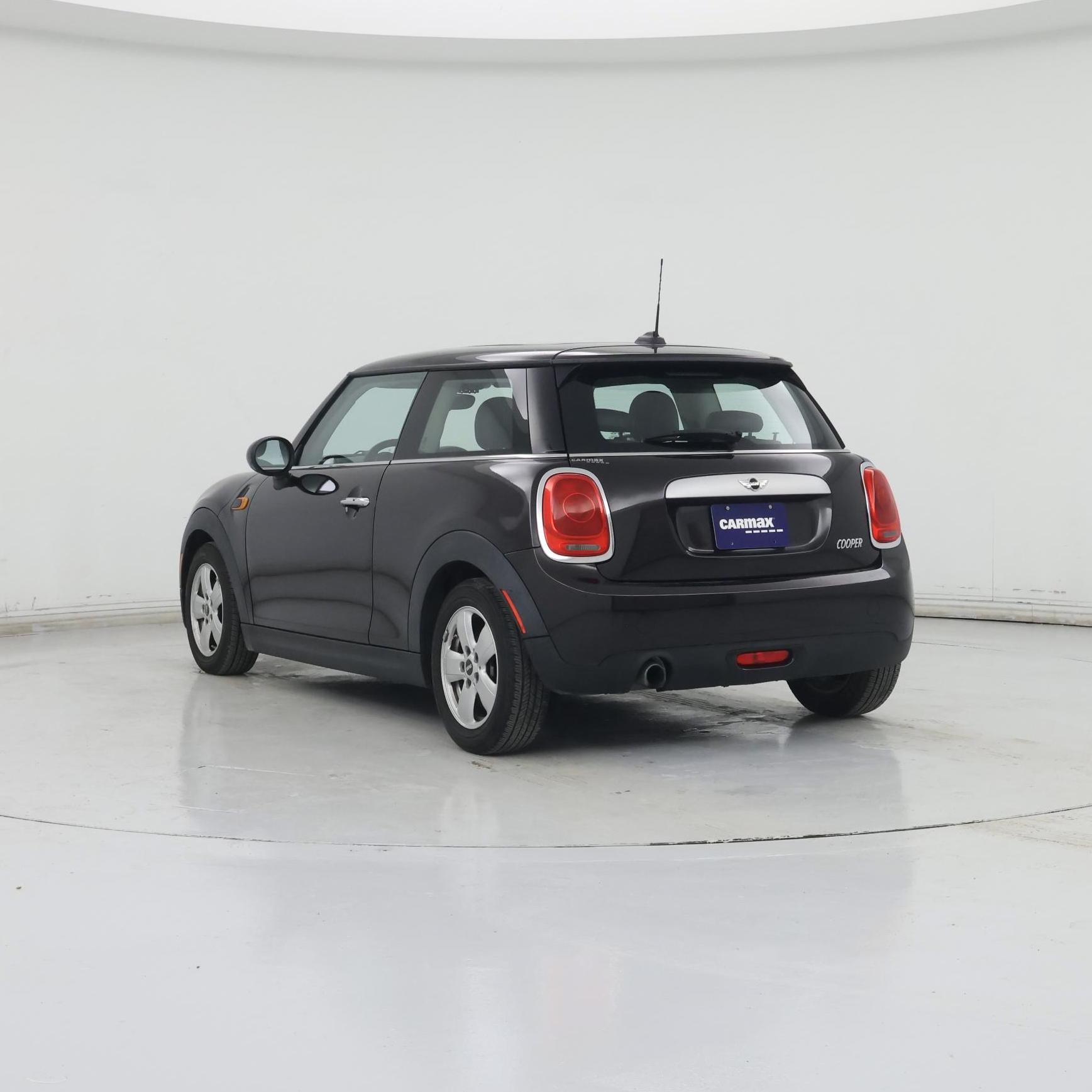 Thumbnail: 2015 MINI Cooper Hardtop - 2