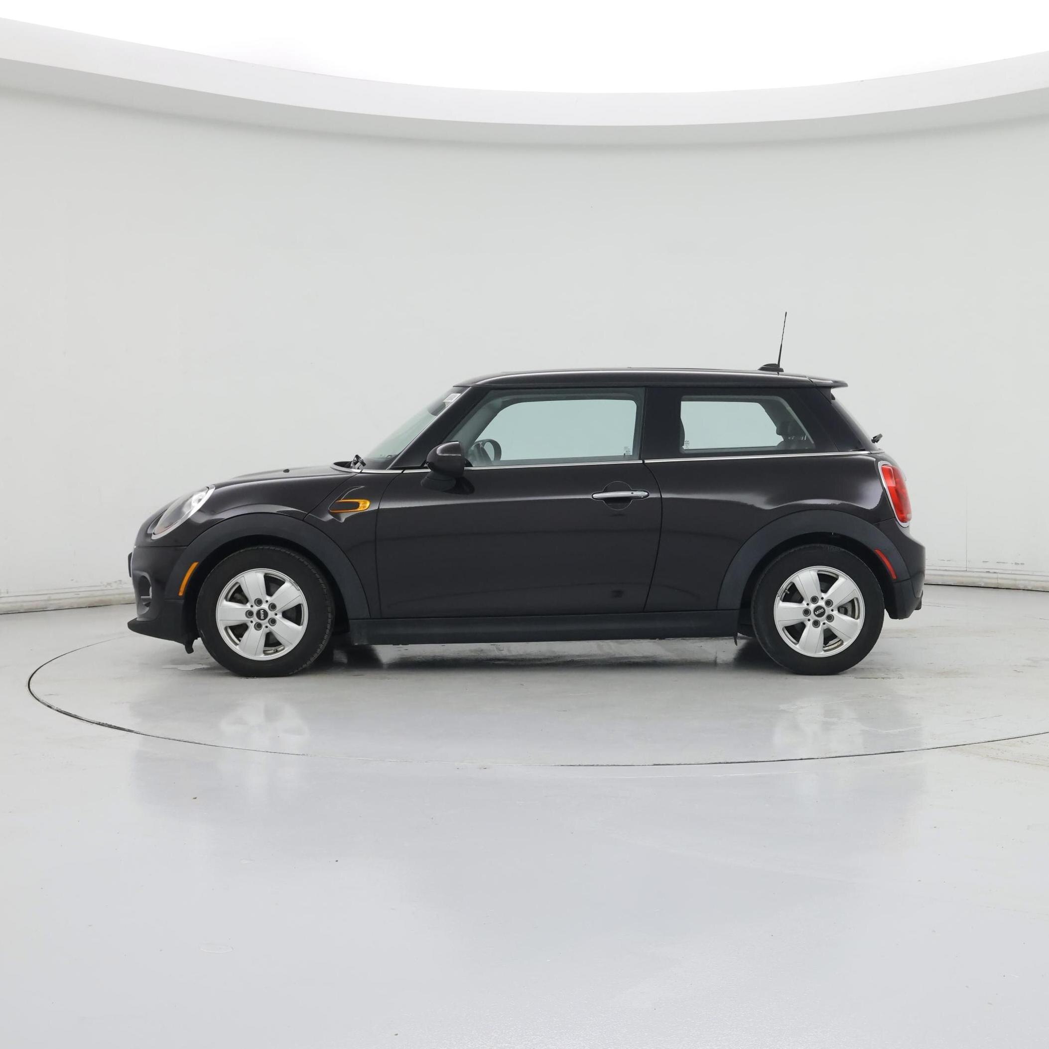 Thumbnail: 2015 MINI Cooper Hardtop - 3