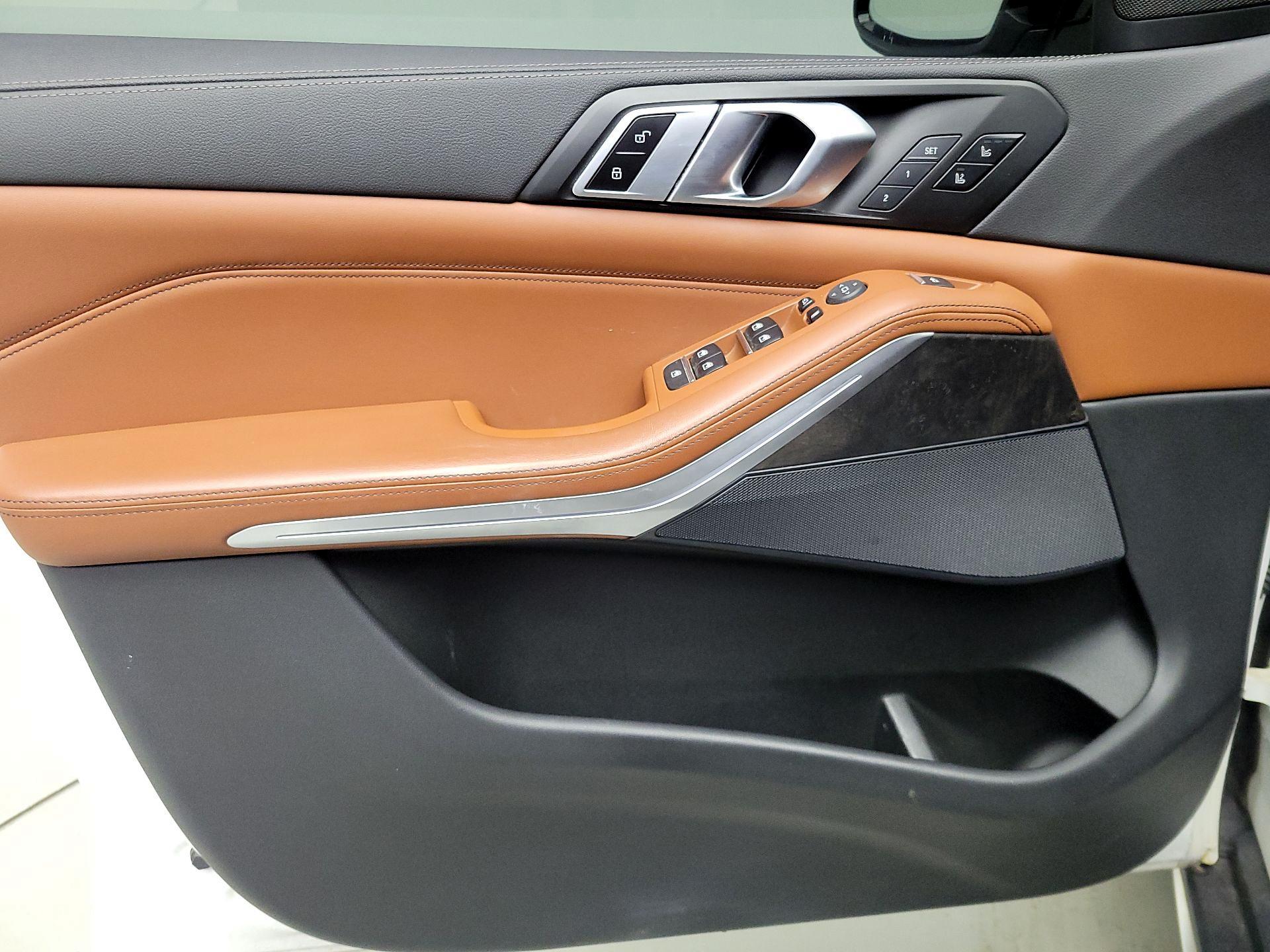 Thumbnail: 2022 BMW X5 - 12