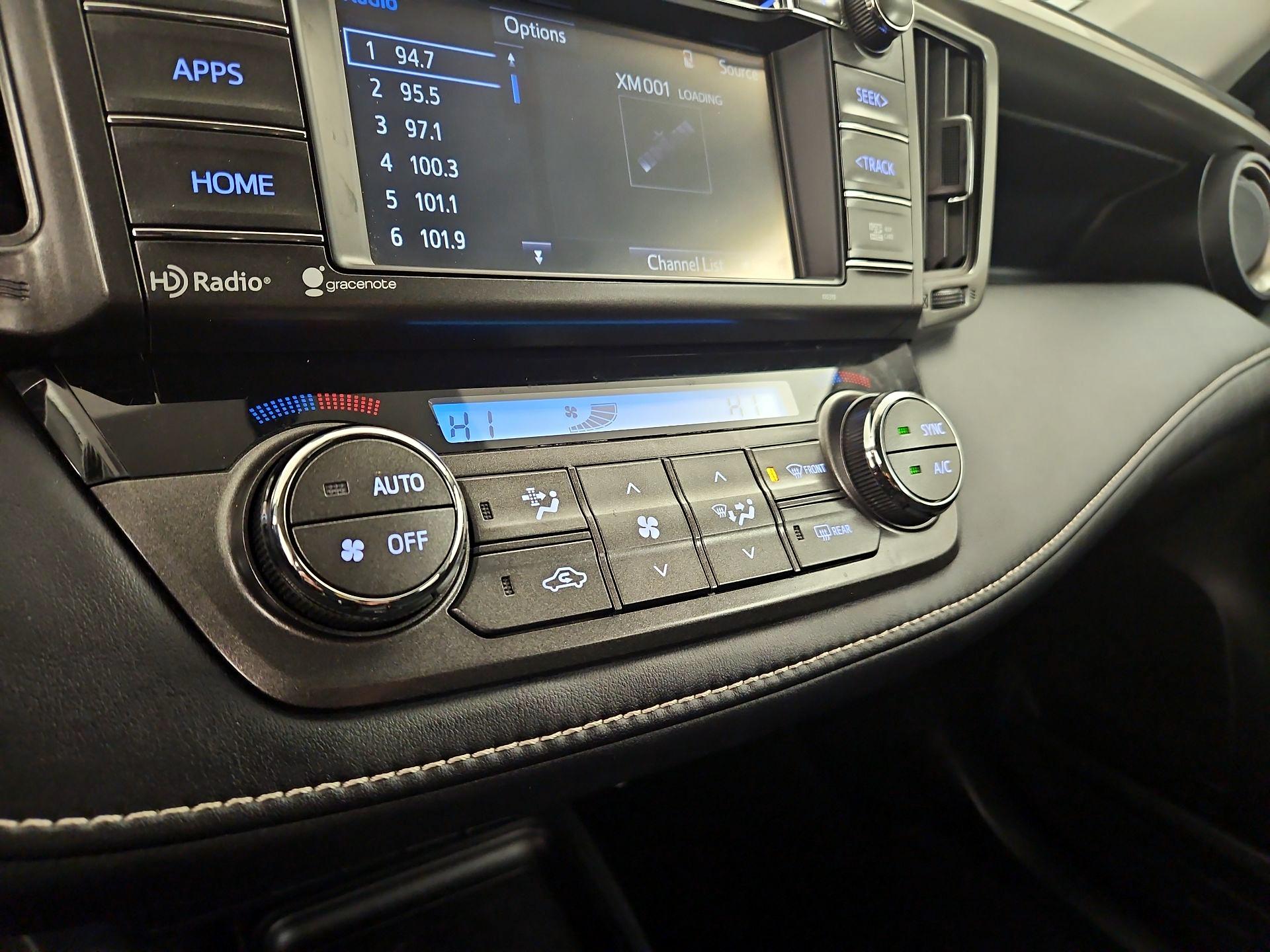 Thumbnail: 2015 Toyota RAV4 - 16