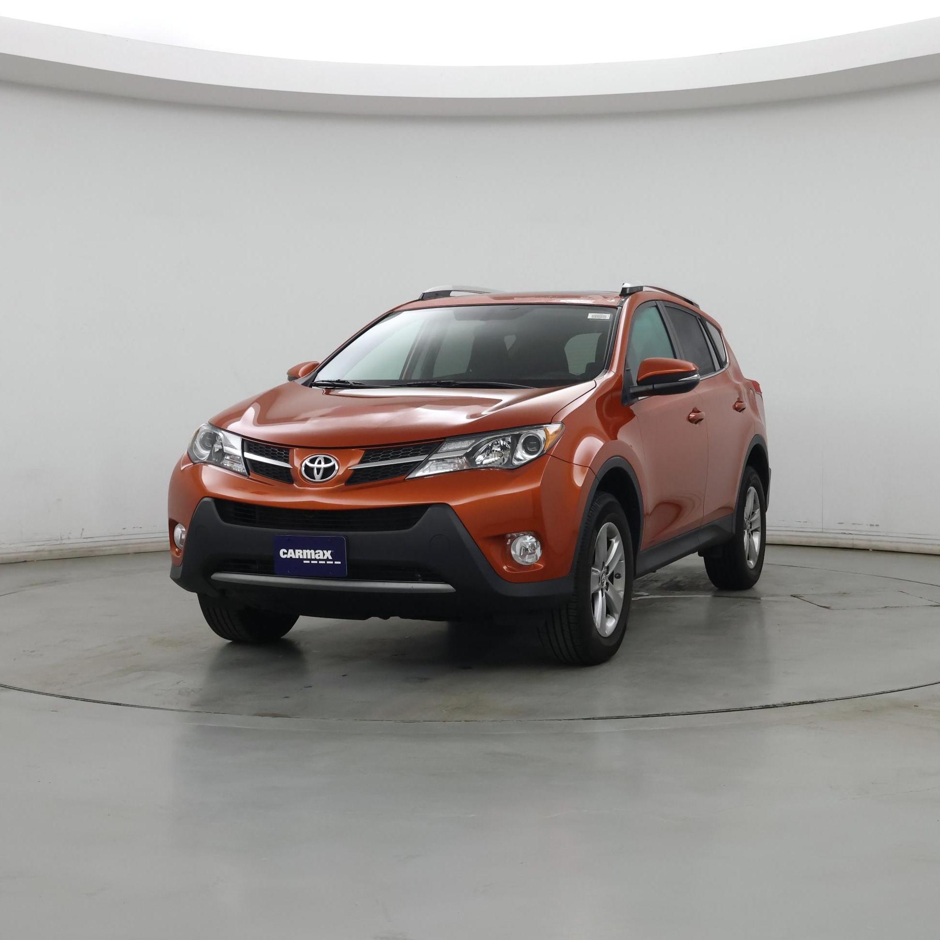 Thumbnail: 2015 Toyota RAV4 - 4