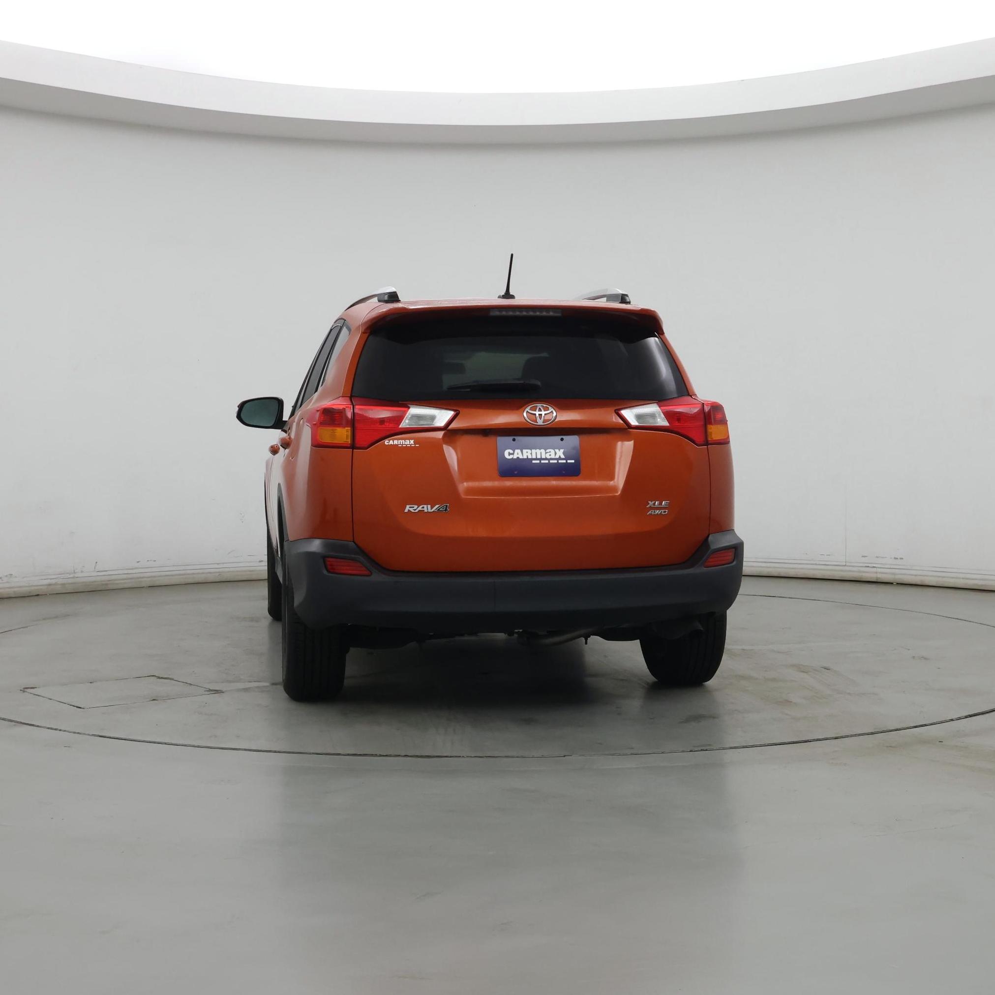 Thumbnail: 2015 Toyota RAV4 - 6