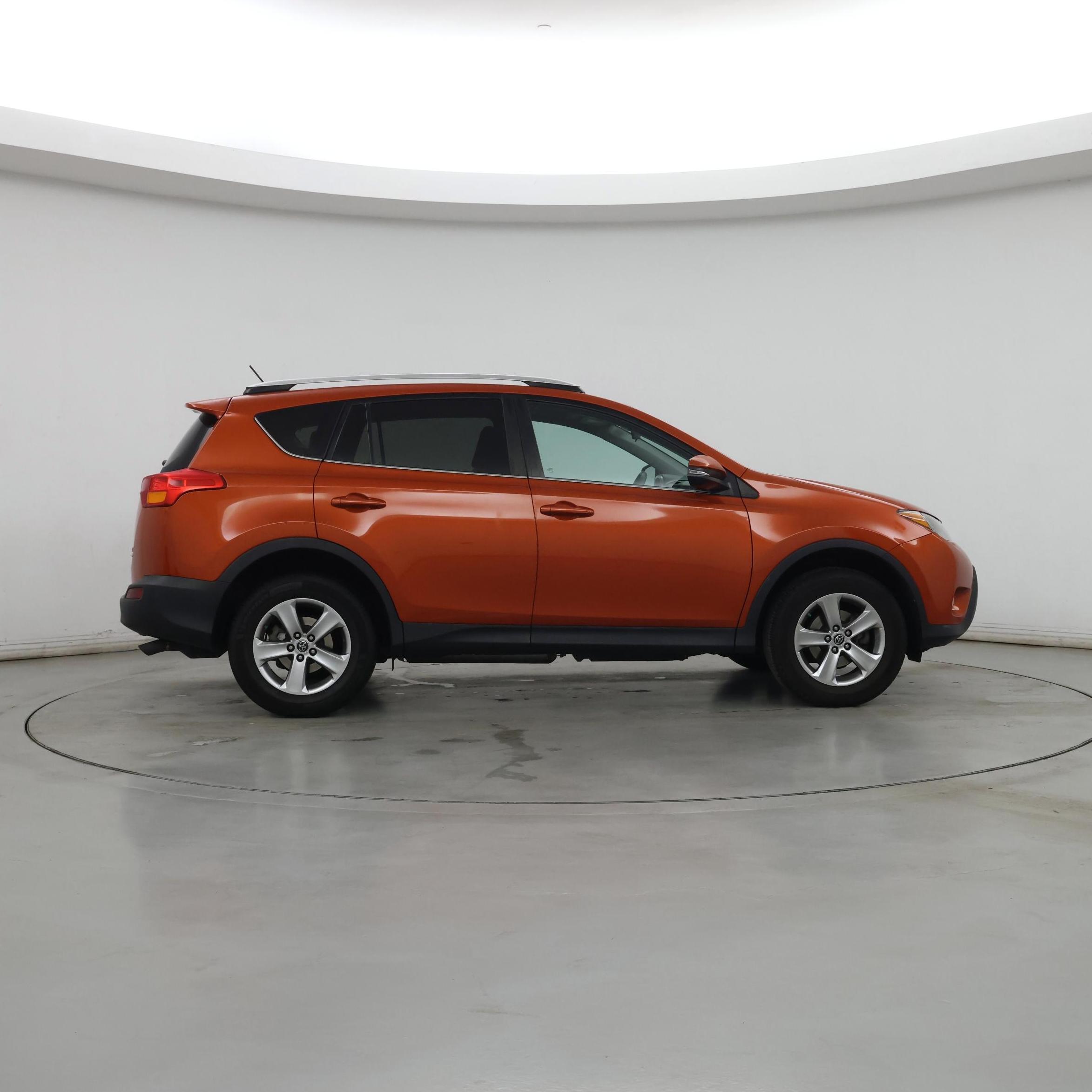 Thumbnail: 2015 Toyota RAV4 - 7