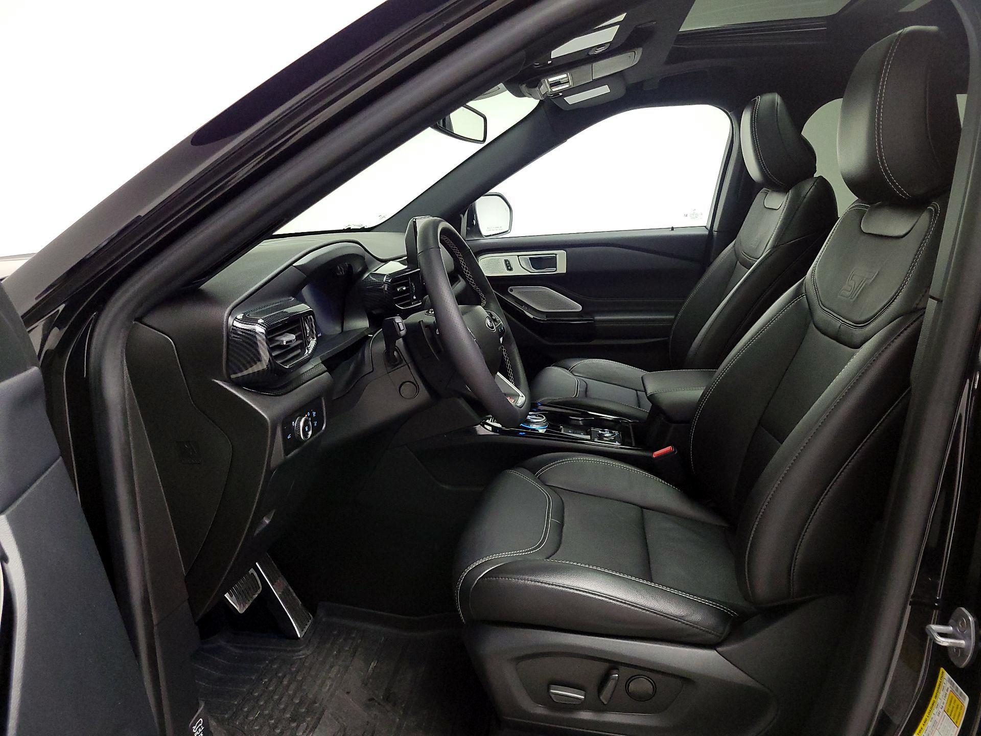 Thumbnail: 2023 Ford Explorer - 11