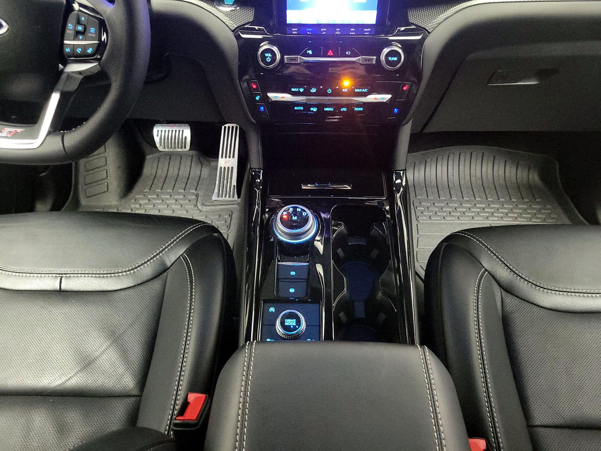 Thumbnail: 2023 Ford Explorer - 18