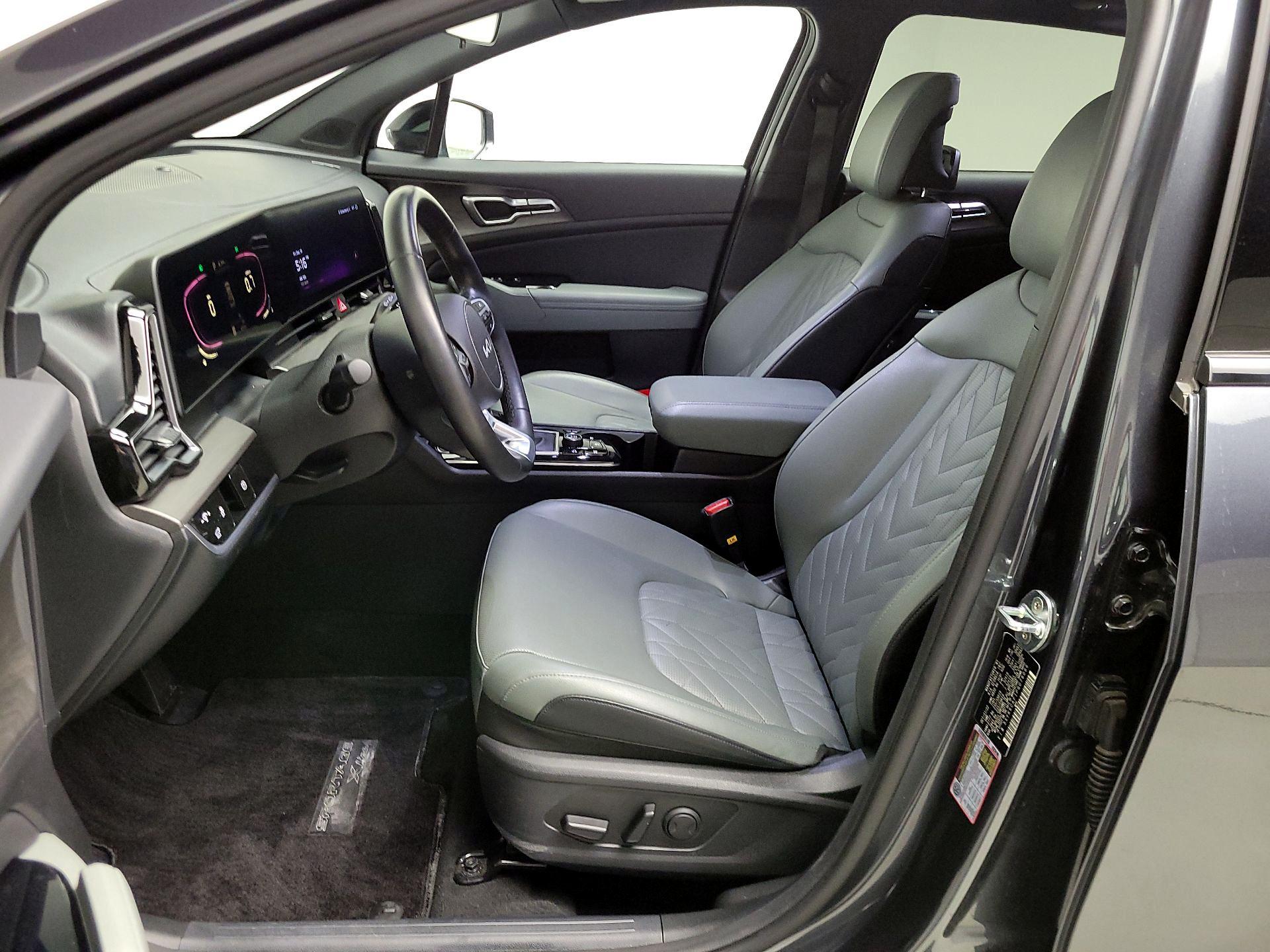 Thumbnail: 2023 Kia Sportage - 11