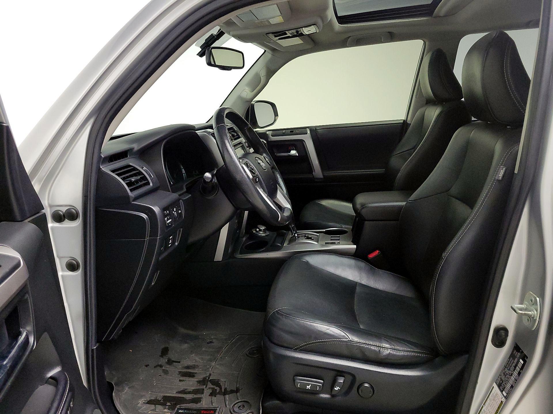 Thumbnail: 2017 Toyota 4Runner - 11