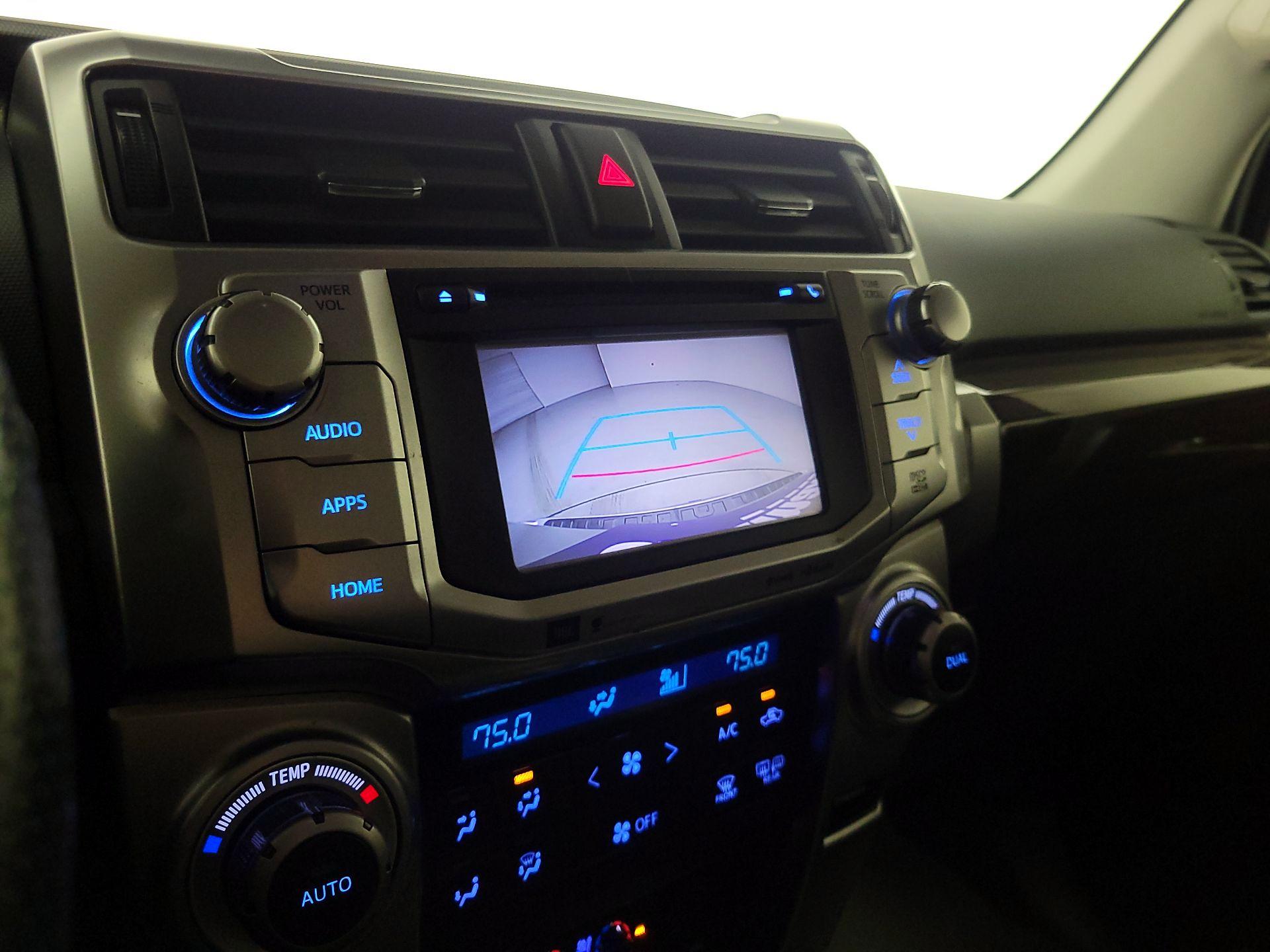 Thumbnail: 2017 Toyota 4Runner - 14