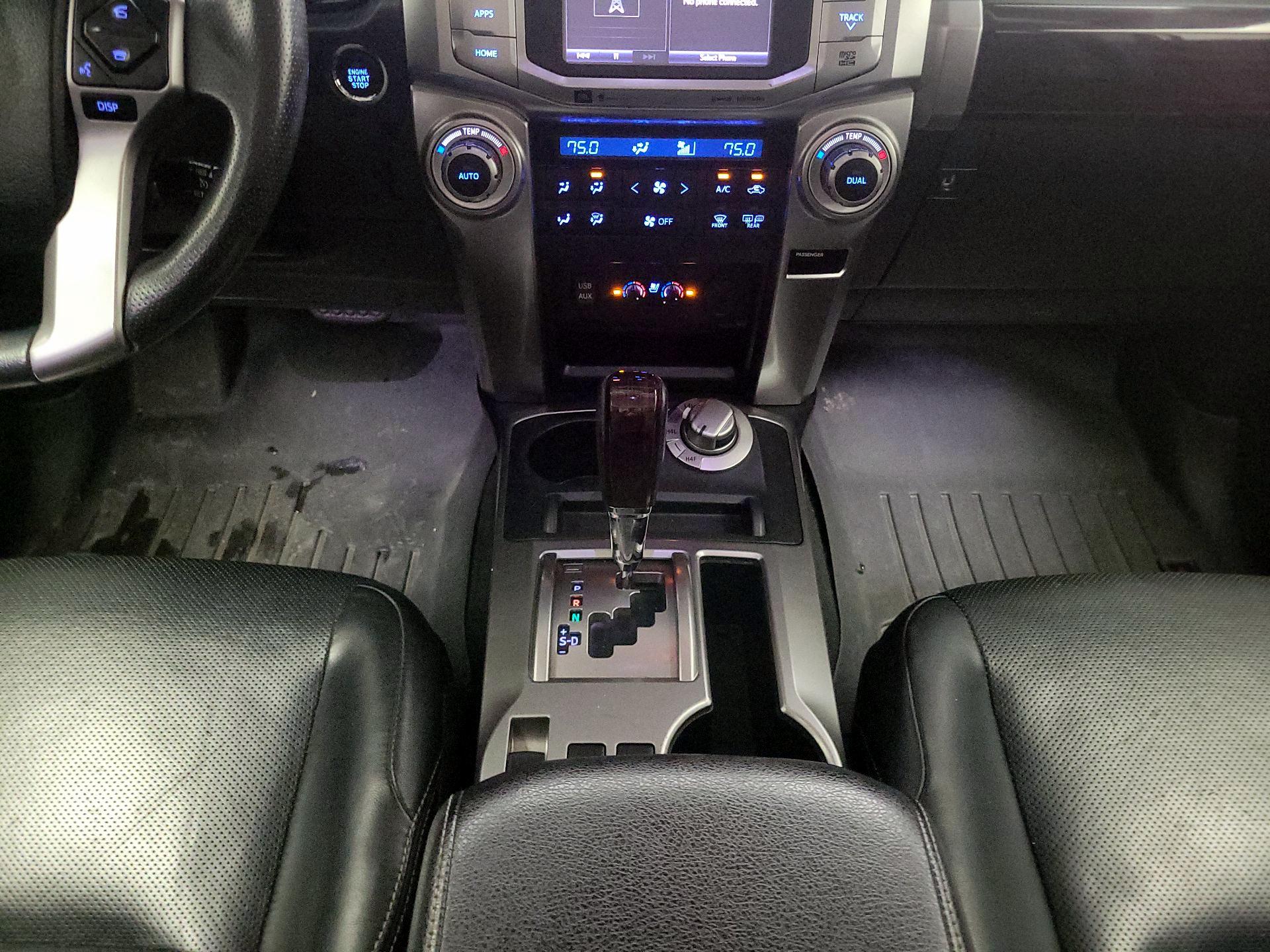 Thumbnail: 2017 Toyota 4Runner - 17