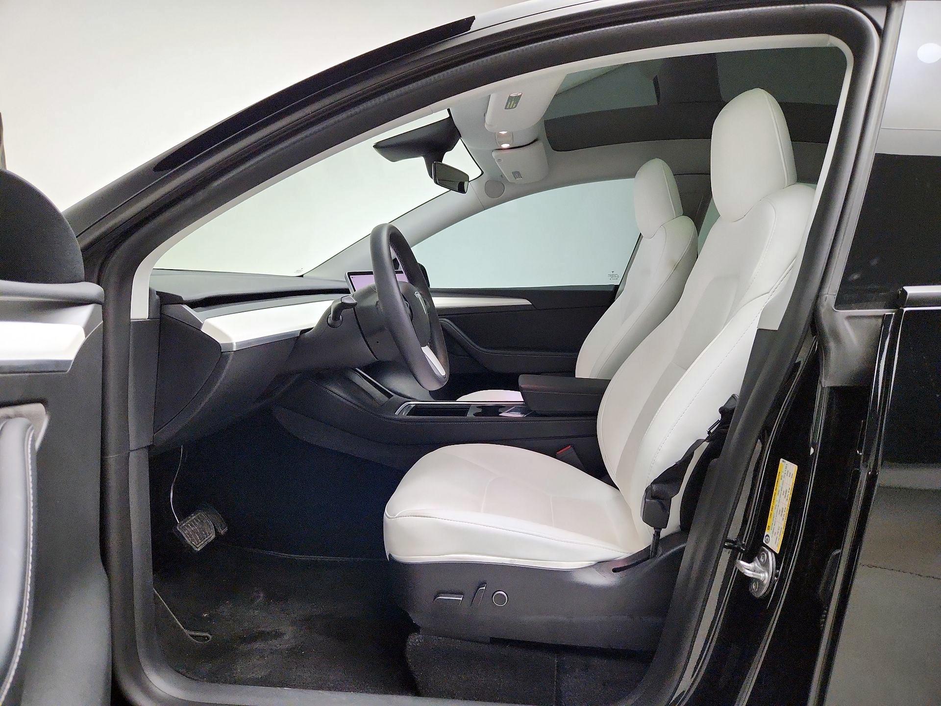 Thumbnail: 2023 Tesla Model Y - 11