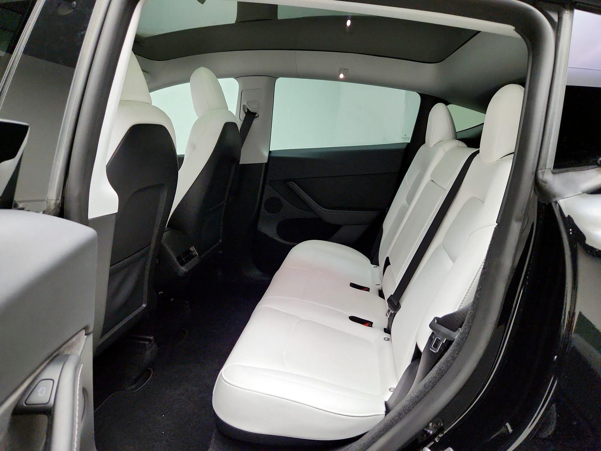 Thumbnail: 2023 Tesla Model Y - 18