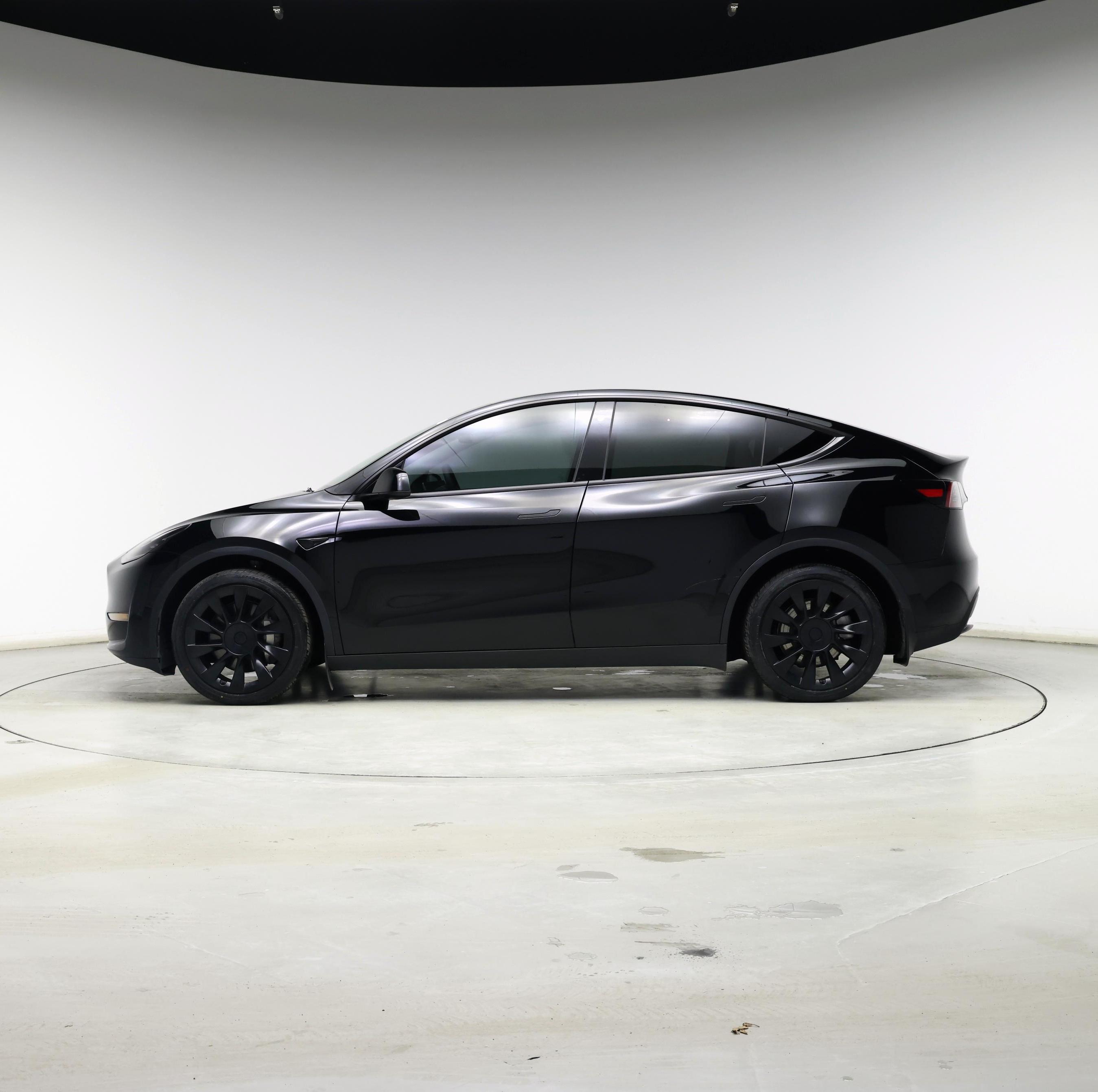 Thumbnail: 2023 Tesla Model Y - 3