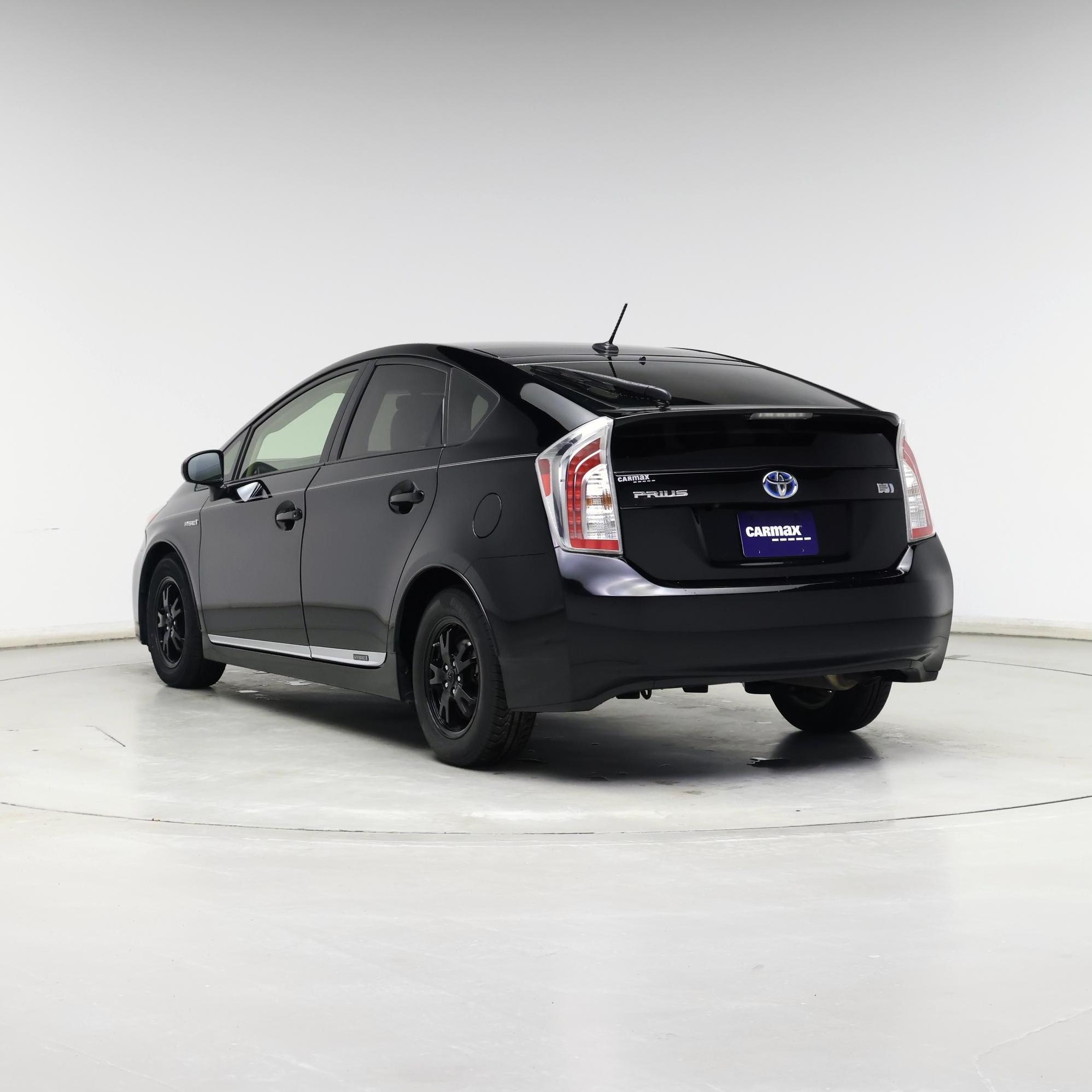 Thumbnail: 2015 Toyota Prius - 2