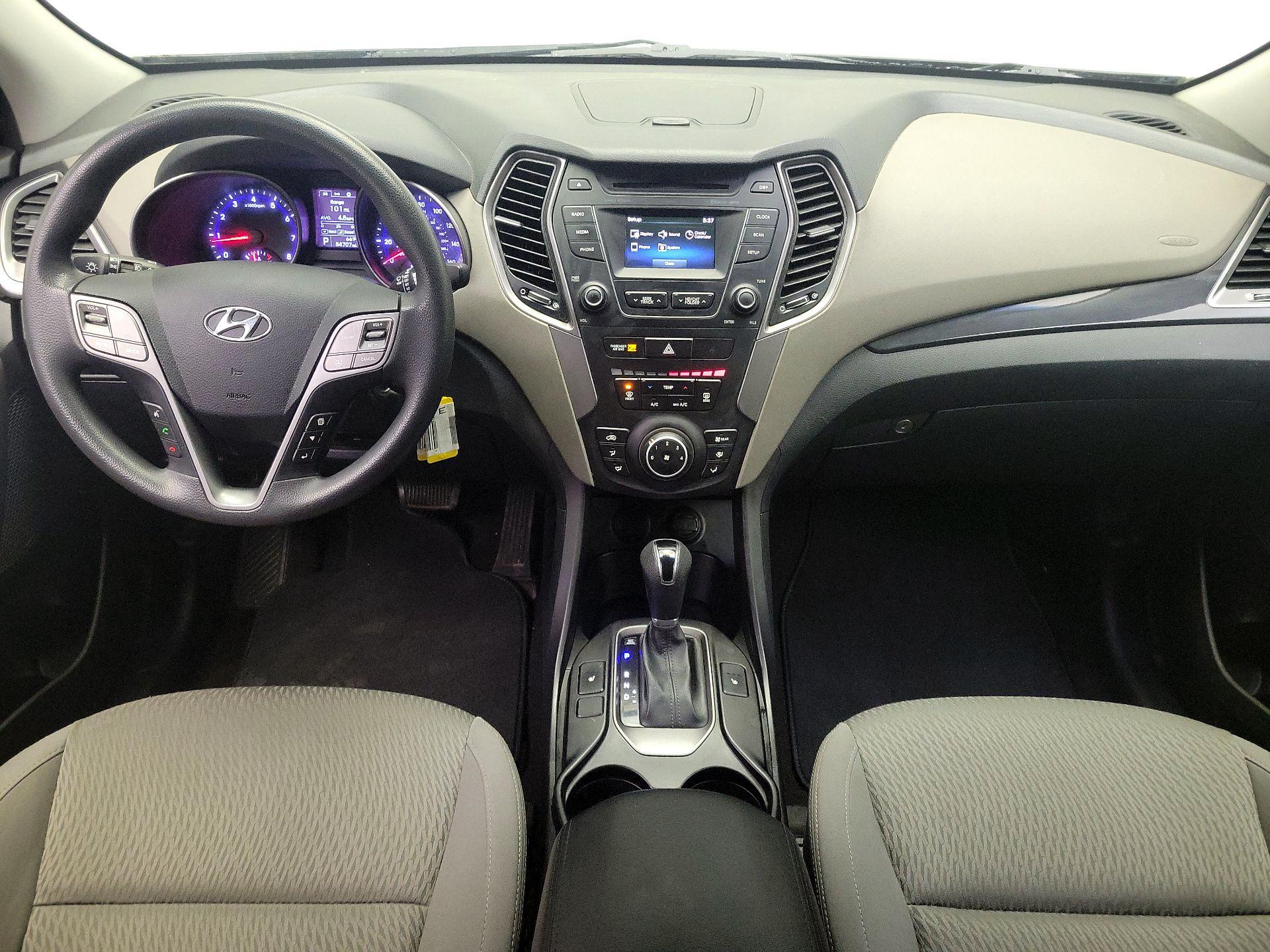 Thumbnail: 2016 Hyundai Santa Fe - 9