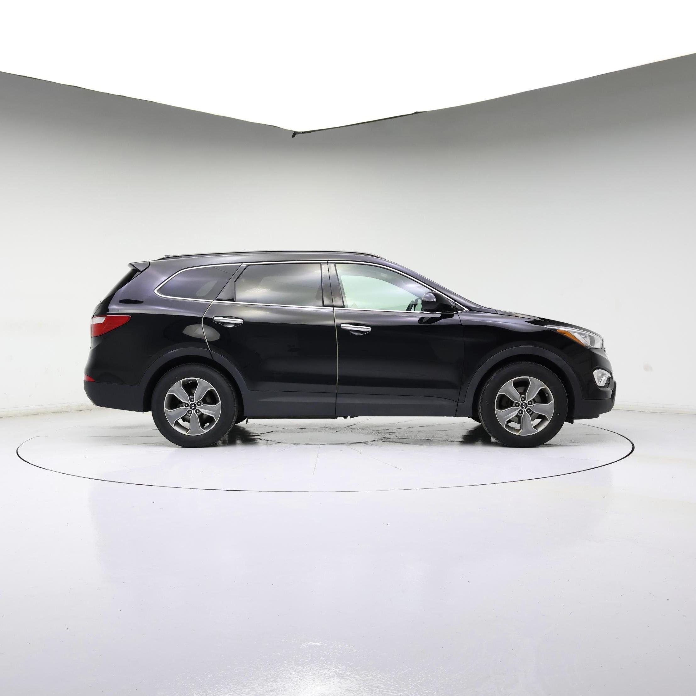 Thumbnail: 2016 Hyundai Santa Fe - 7