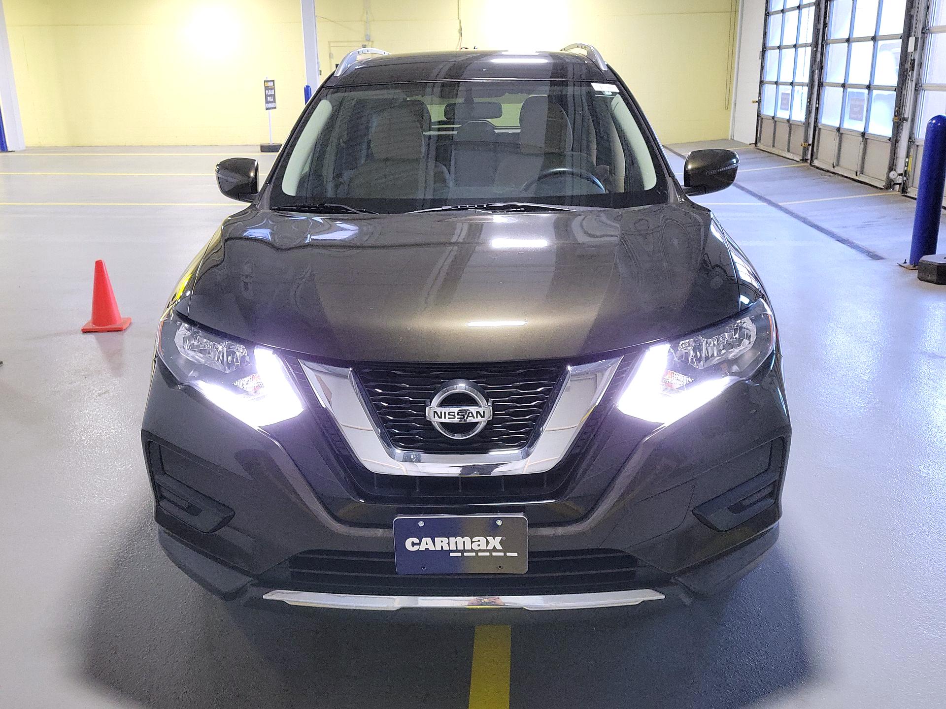 Thumbnail: 2017 Nissan Rogue - 2