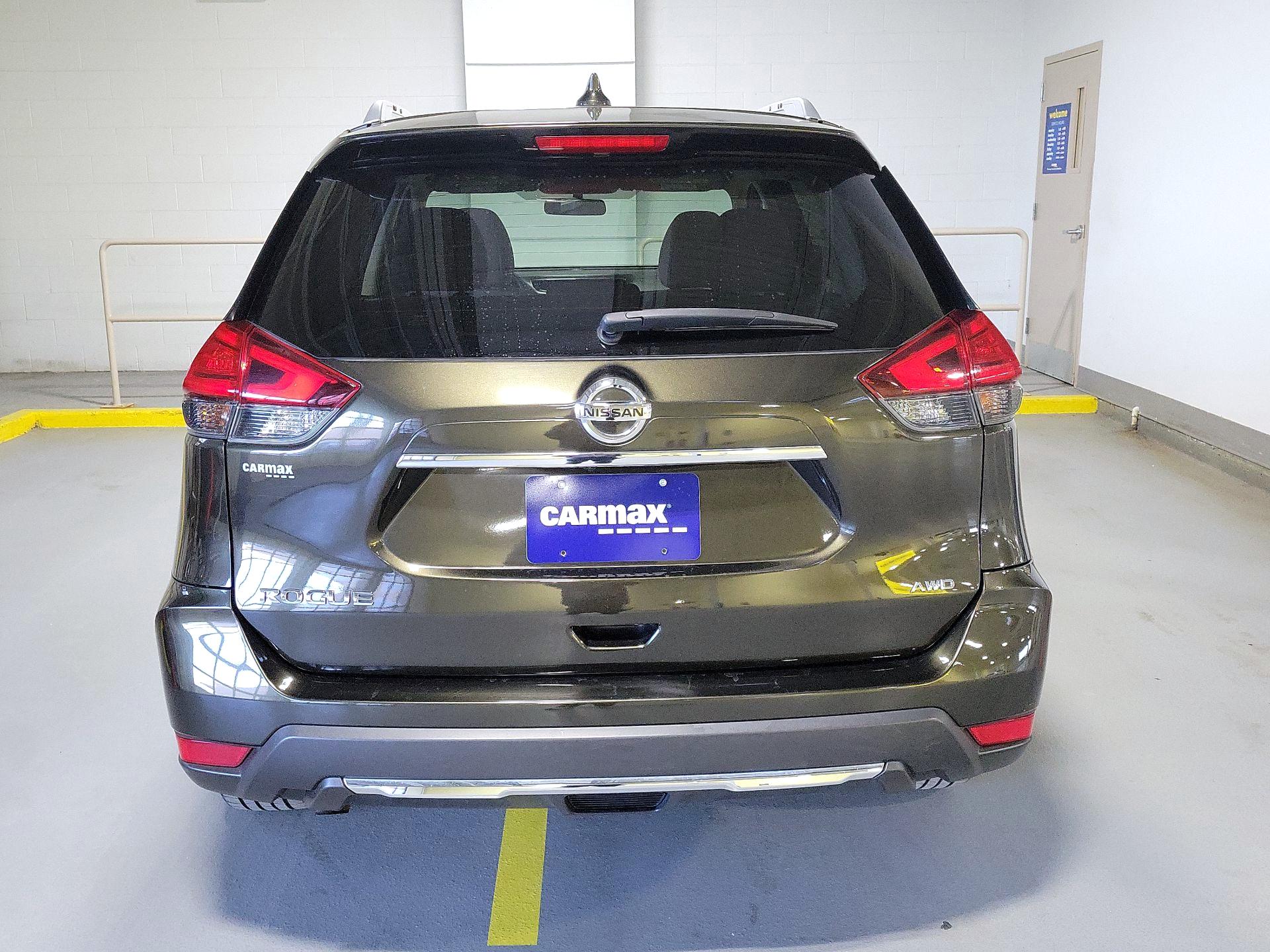 Thumbnail: 2017 Nissan Rogue - 6