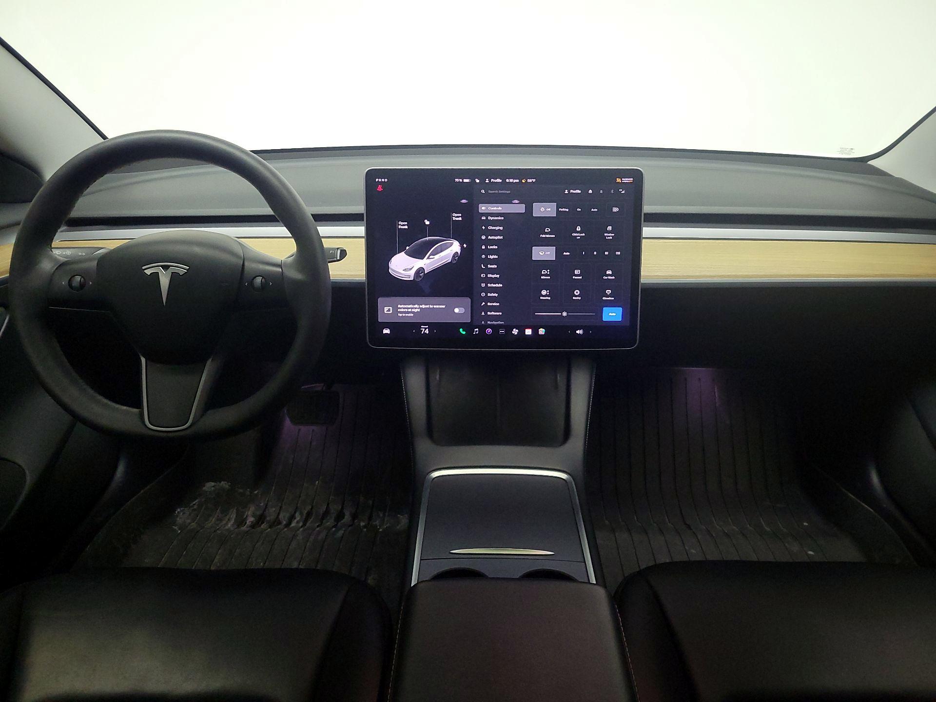 Thumbnail: 2021 Tesla Model 3 - 9