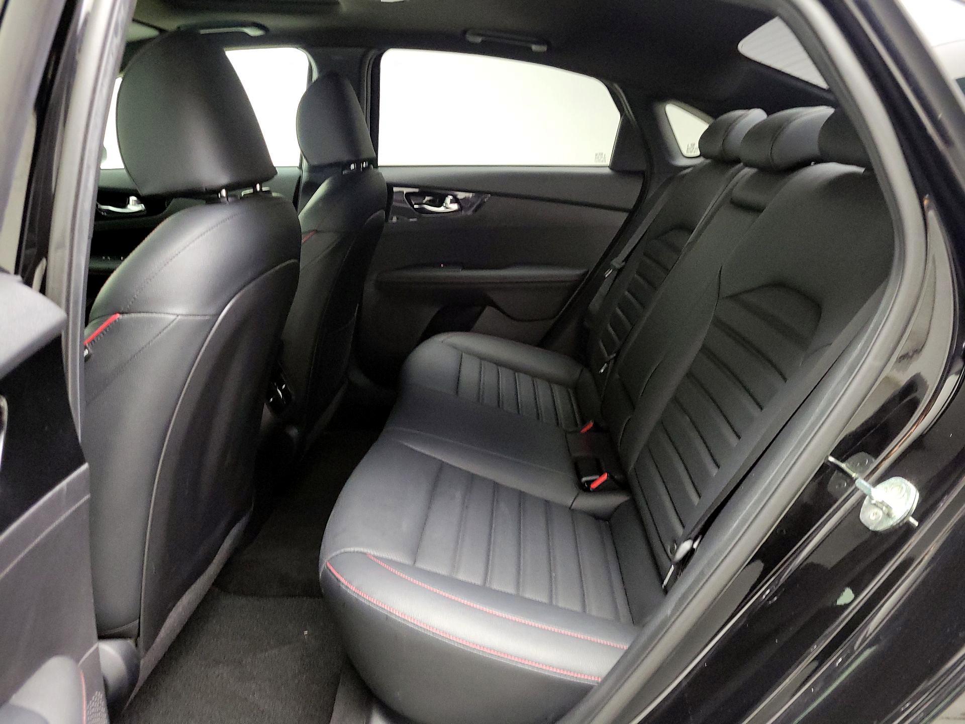 Thumbnail: 2021 Kia Forte - 20